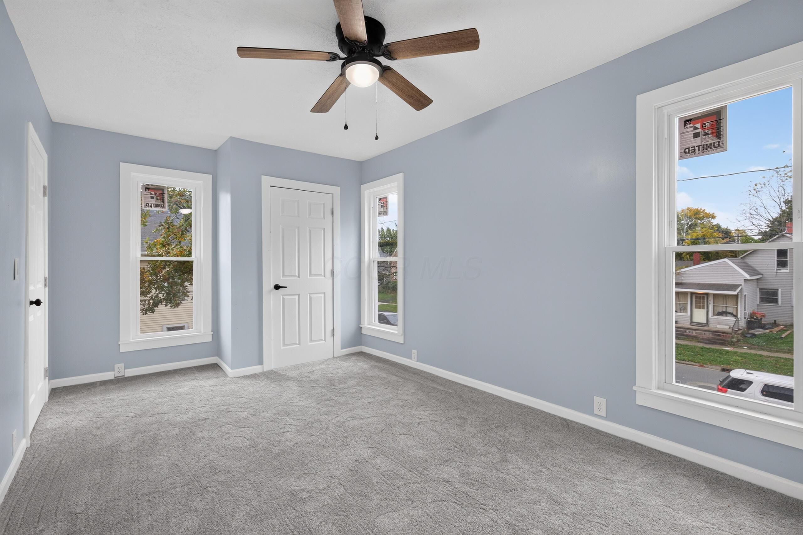427 Park Street Property Photo 25