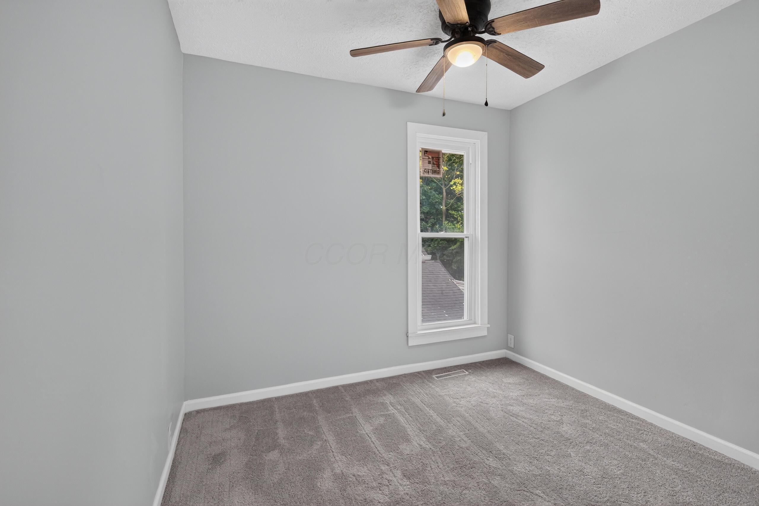 427 Park Street Property Photo 27
