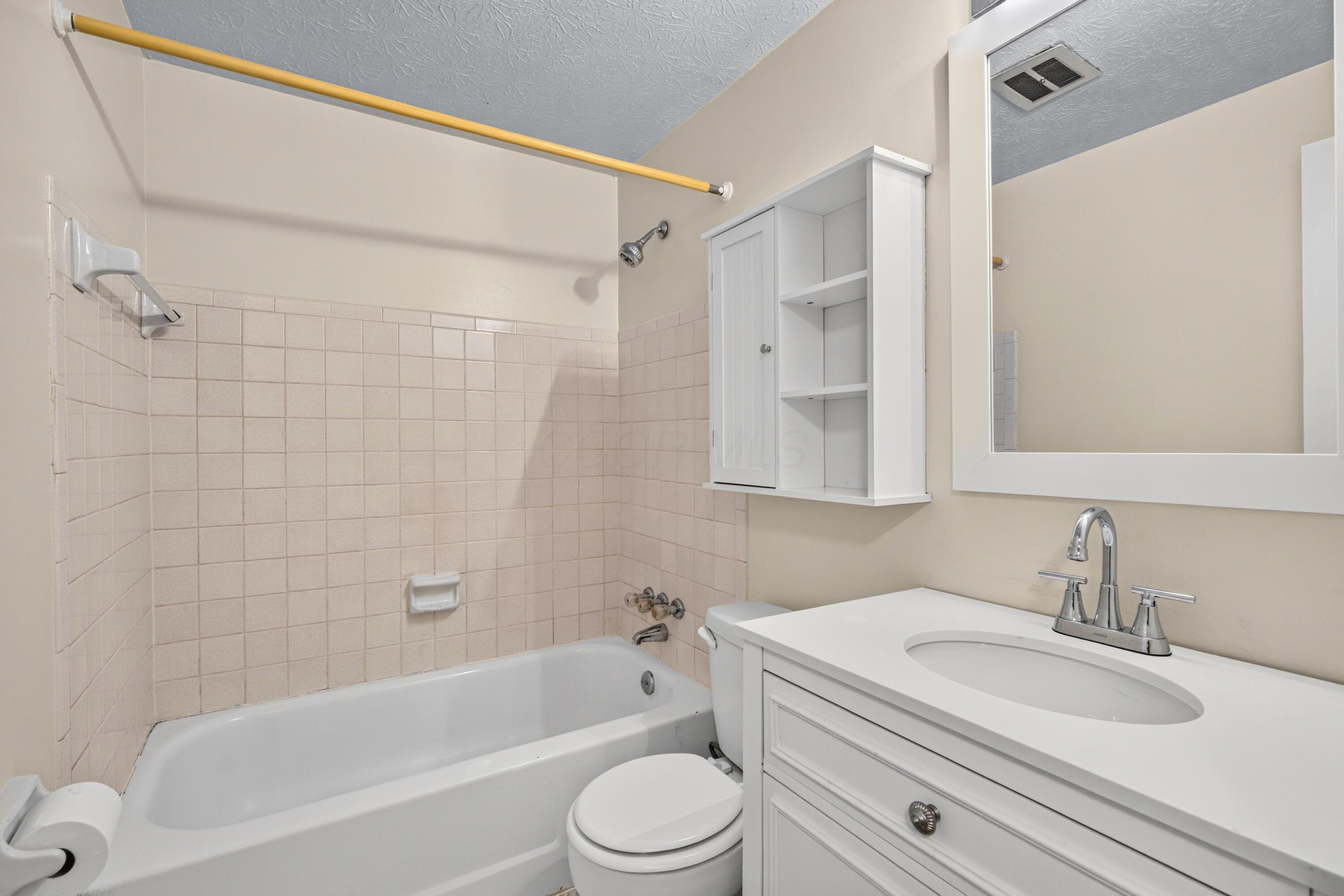 1392 E Mithoff Street Property Photo 11