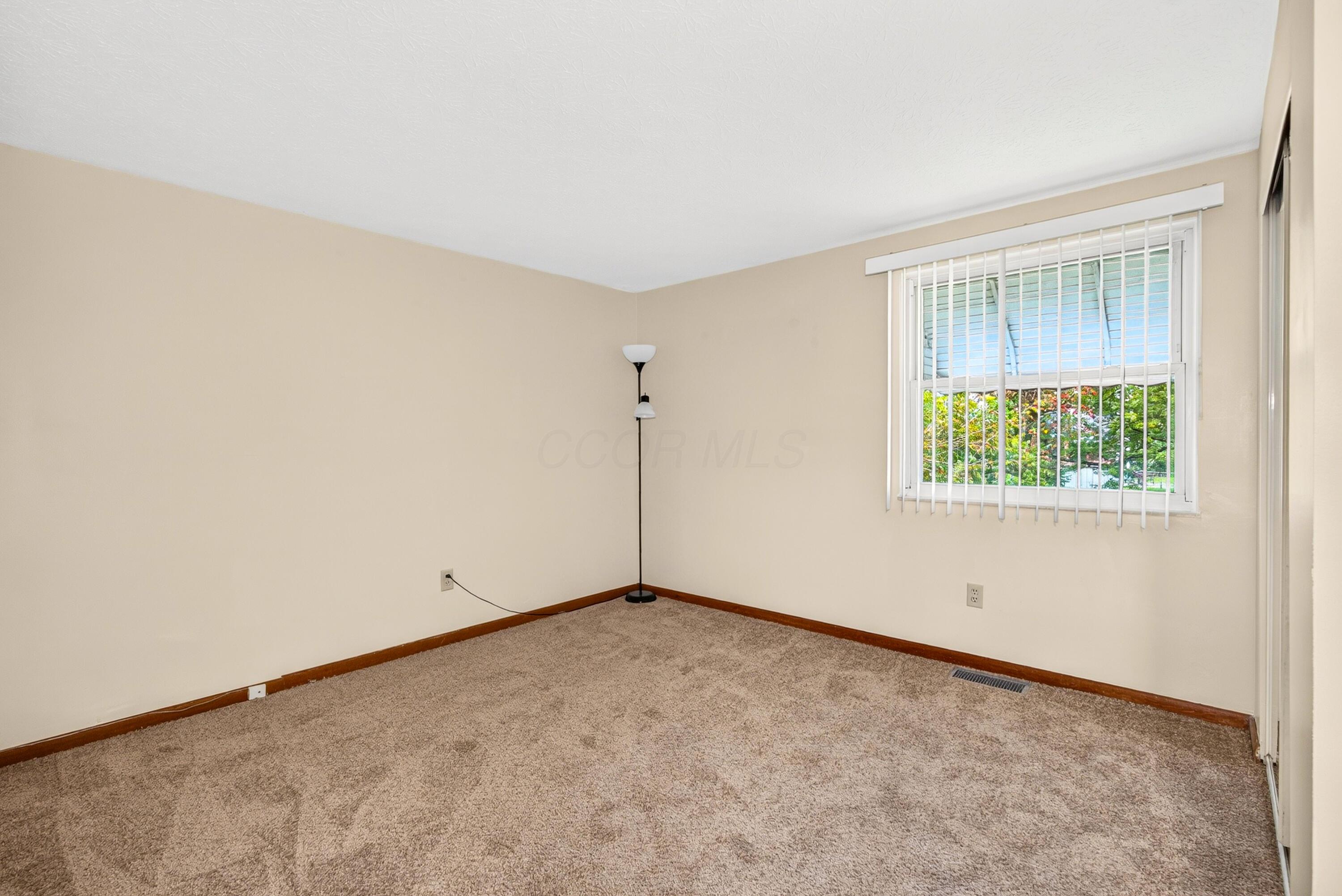 1392 E Mithoff Street Property Photo 12