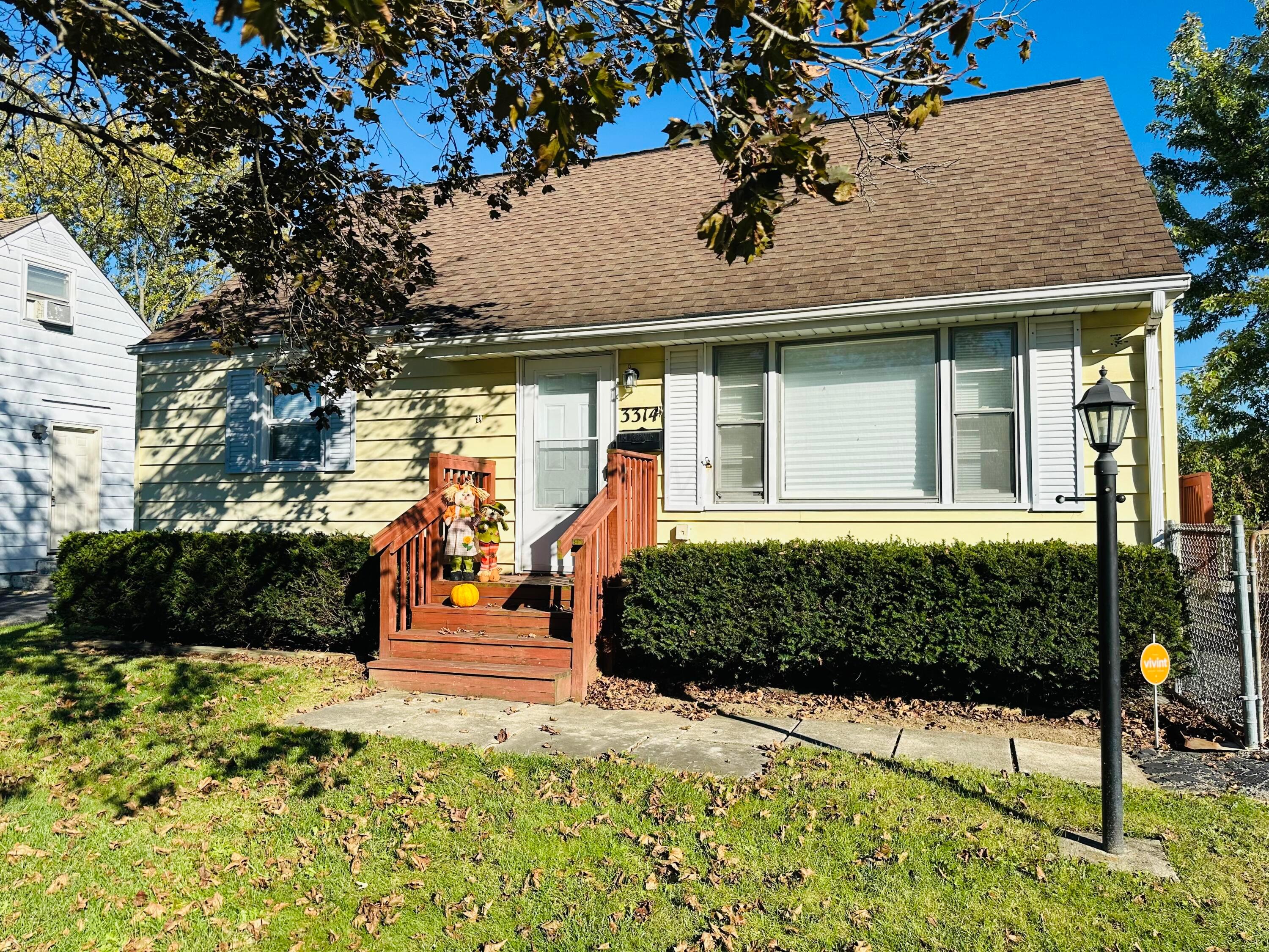 3314 Towers Court N Property Photo 1