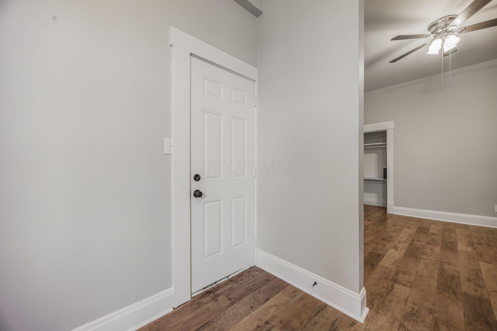 1122-1124 N High Street, 4 Property Photo 2