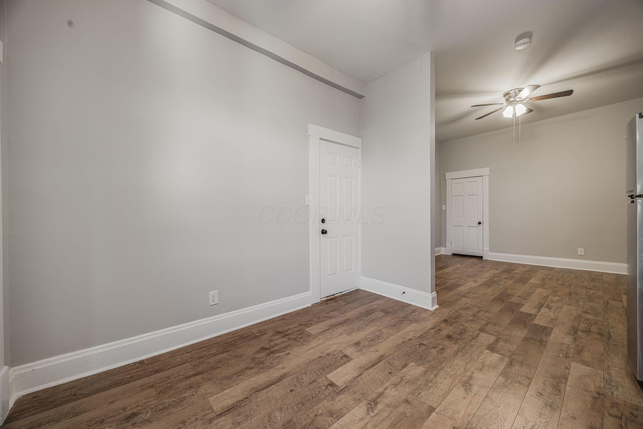 1122-1124 N High Street, 4 Property Photo 6
