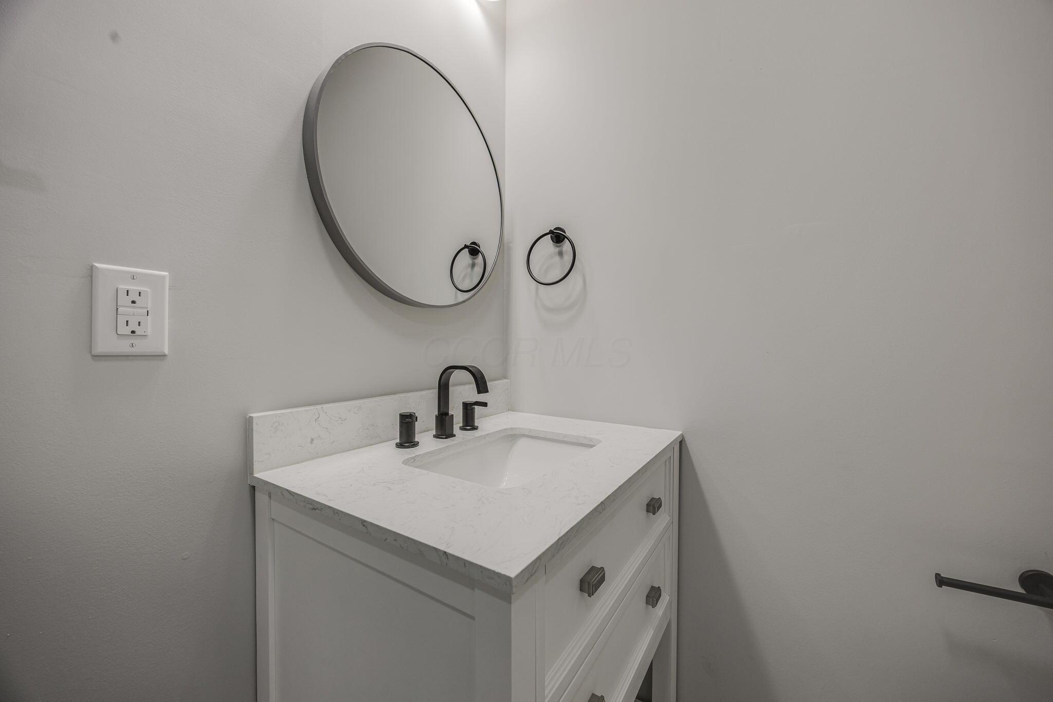 1122-1124 N High Street, 2 Property Photo 10