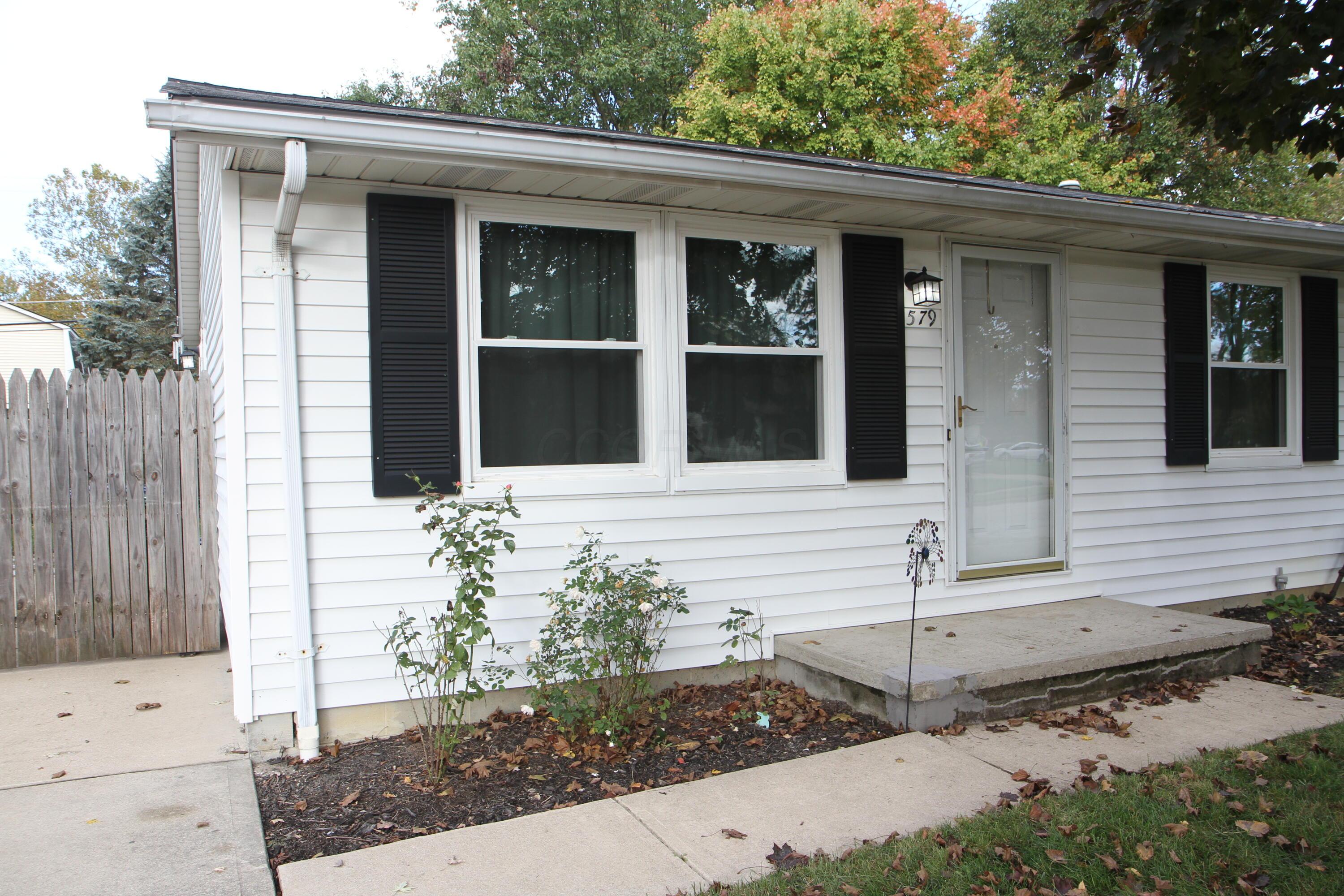 579 Executive Boulevard Property Photo 1