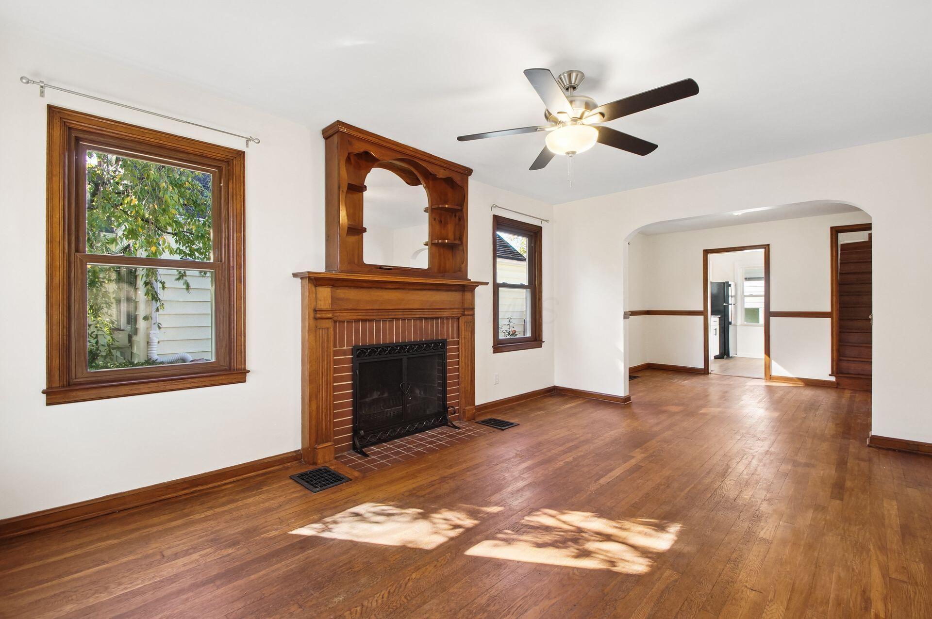 903 Chelsea Avenue Property Photo 3