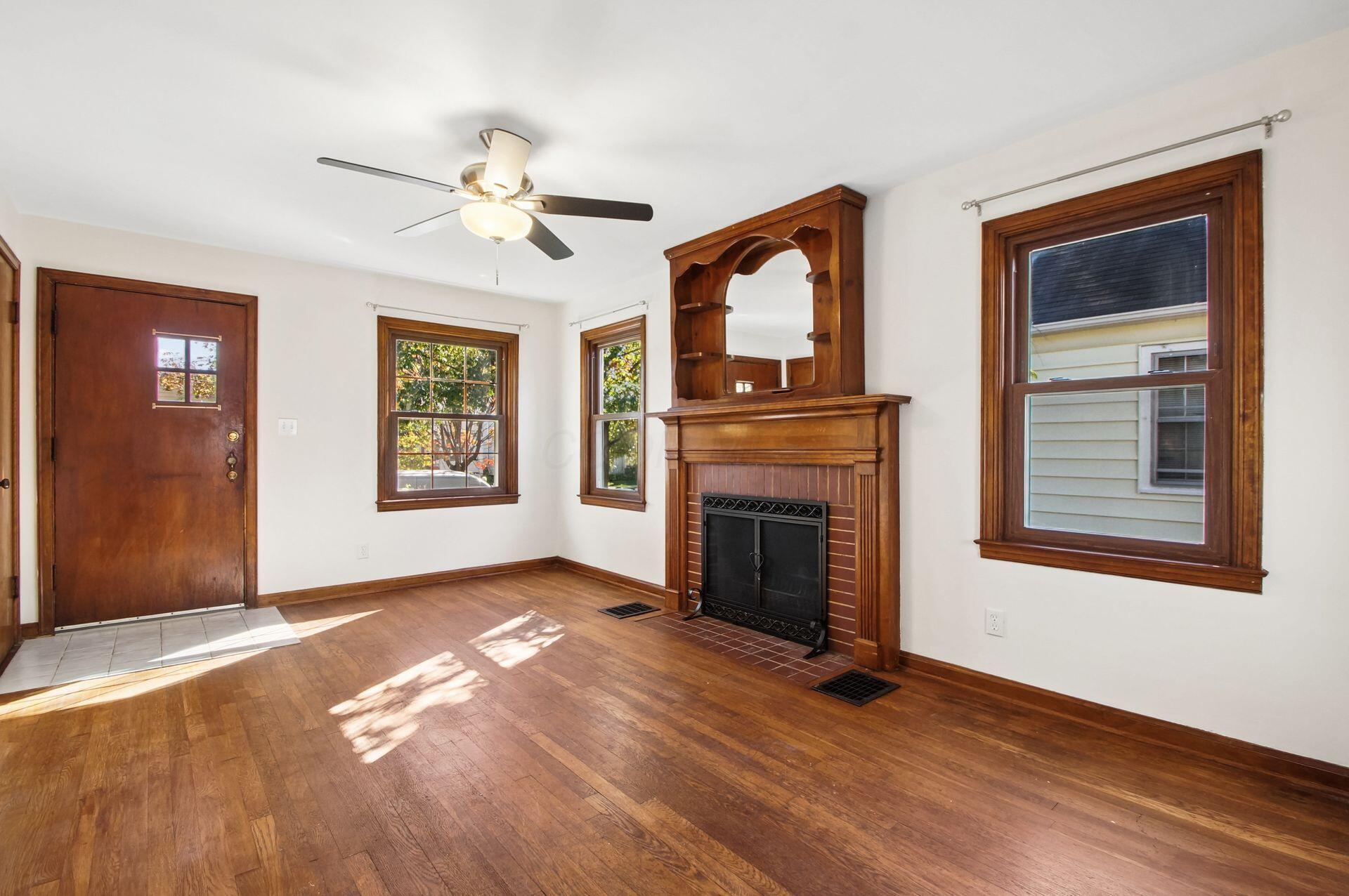 903 Chelsea Avenue Property Photo 5