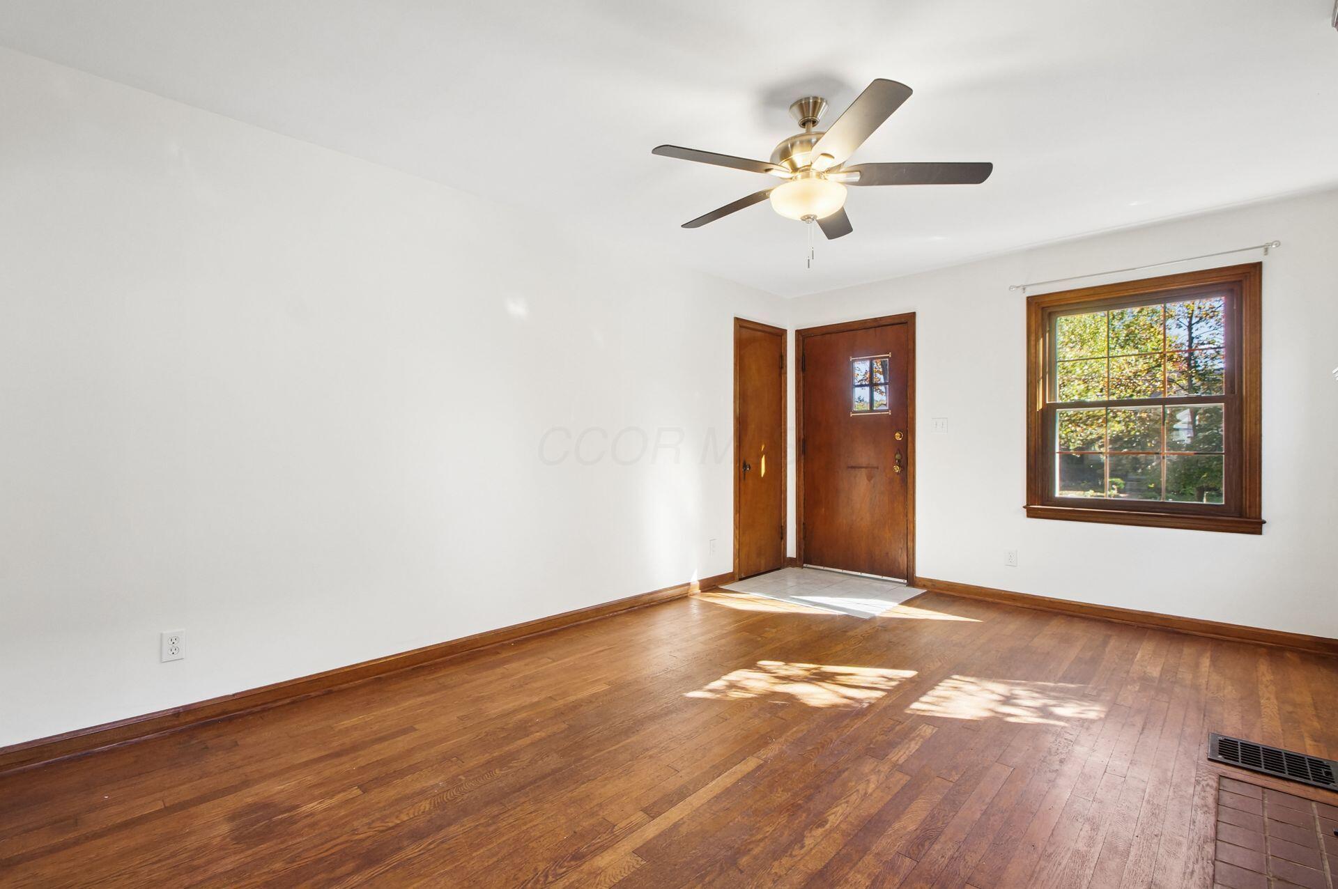 903 Chelsea Avenue Property Photo 6