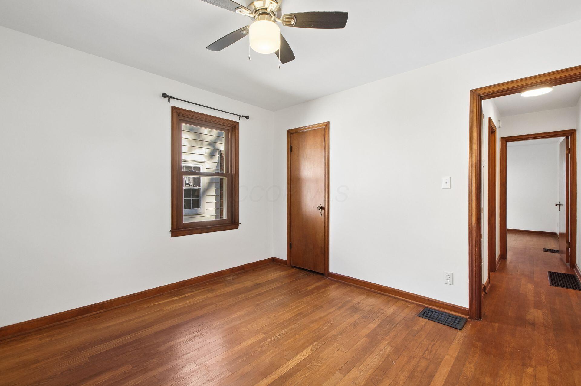 903 Chelsea Avenue Property Photo 20