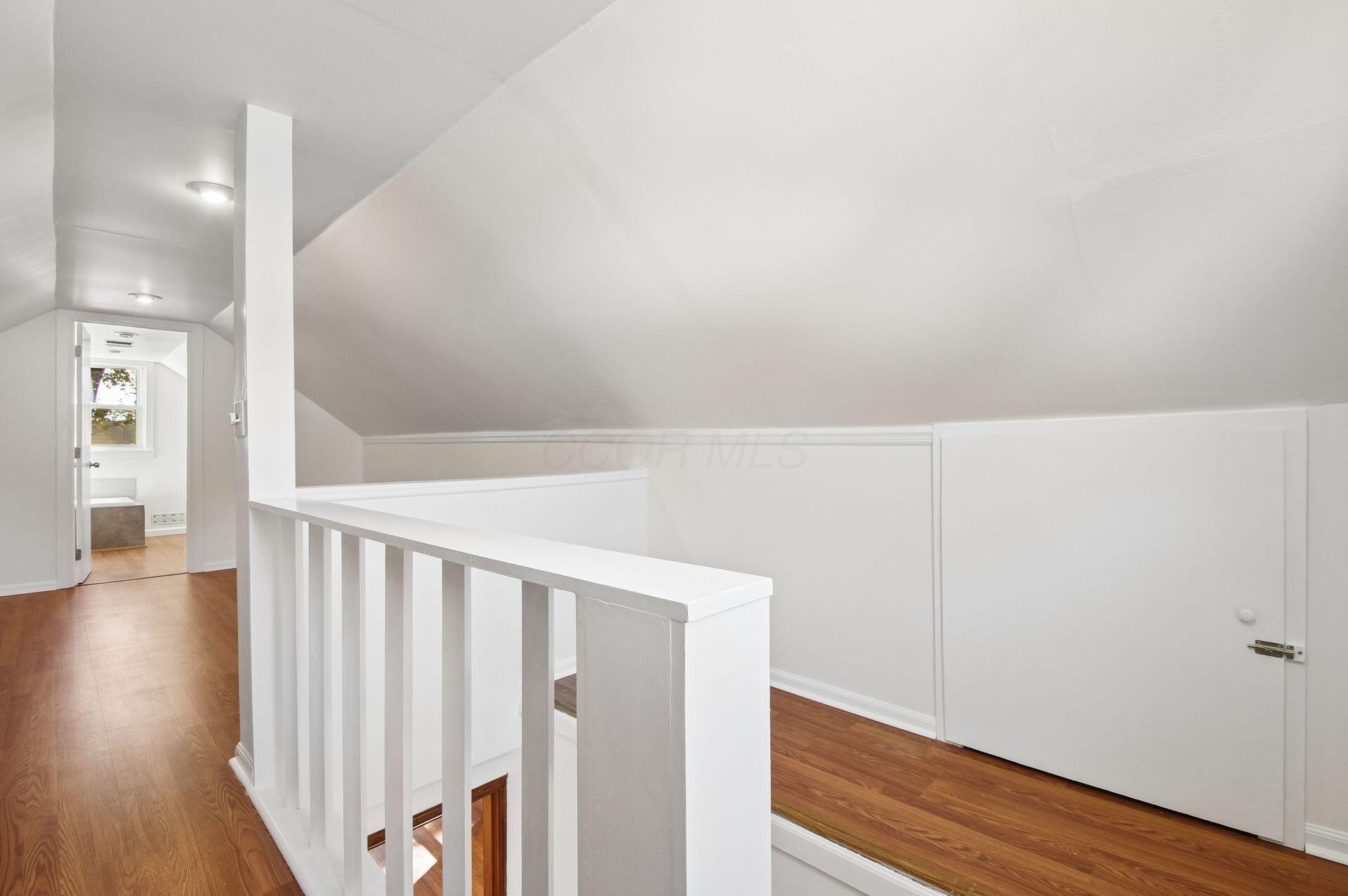 903 Chelsea Avenue Property Photo 23