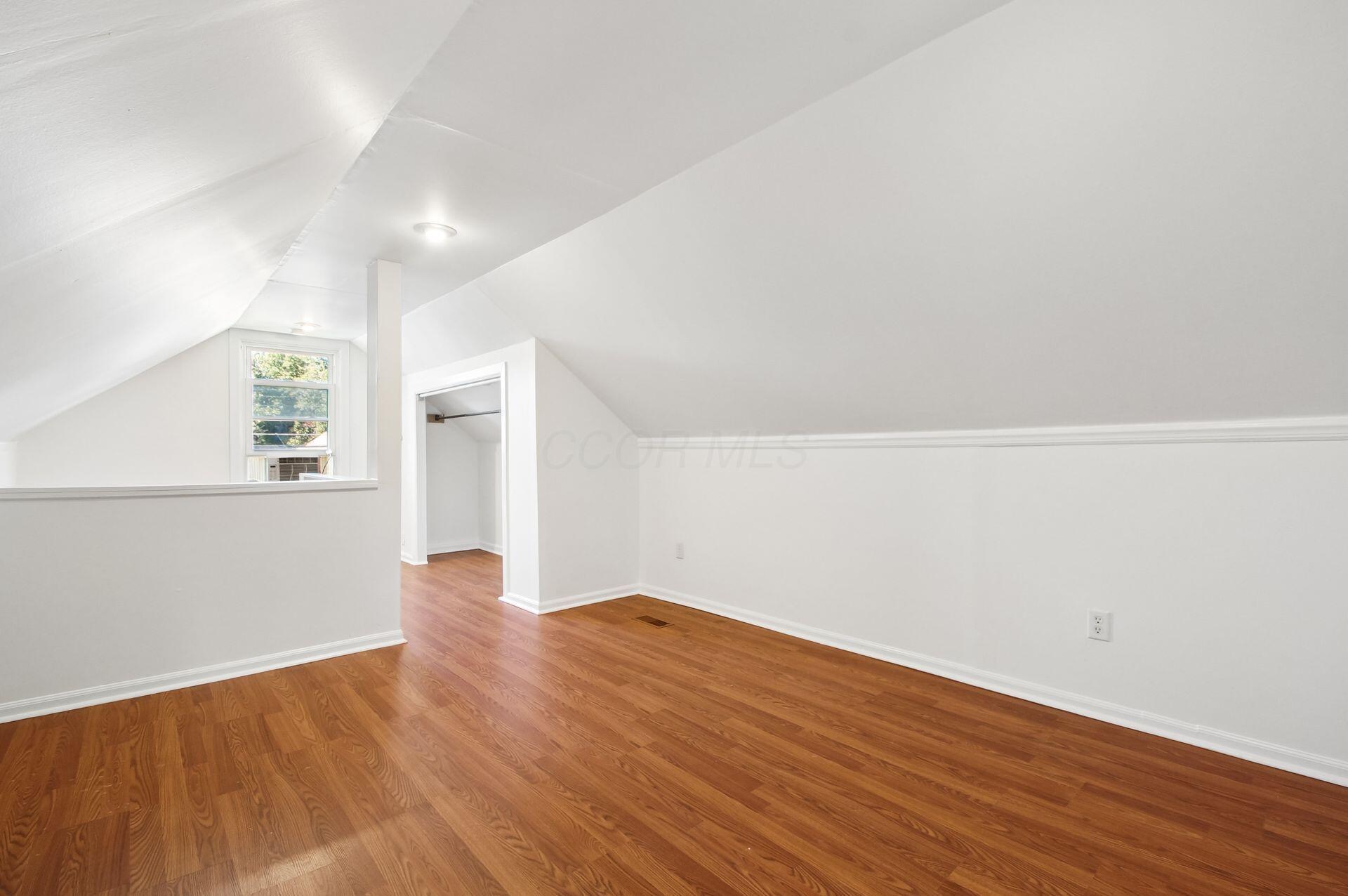 903 Chelsea Avenue Property Photo 26