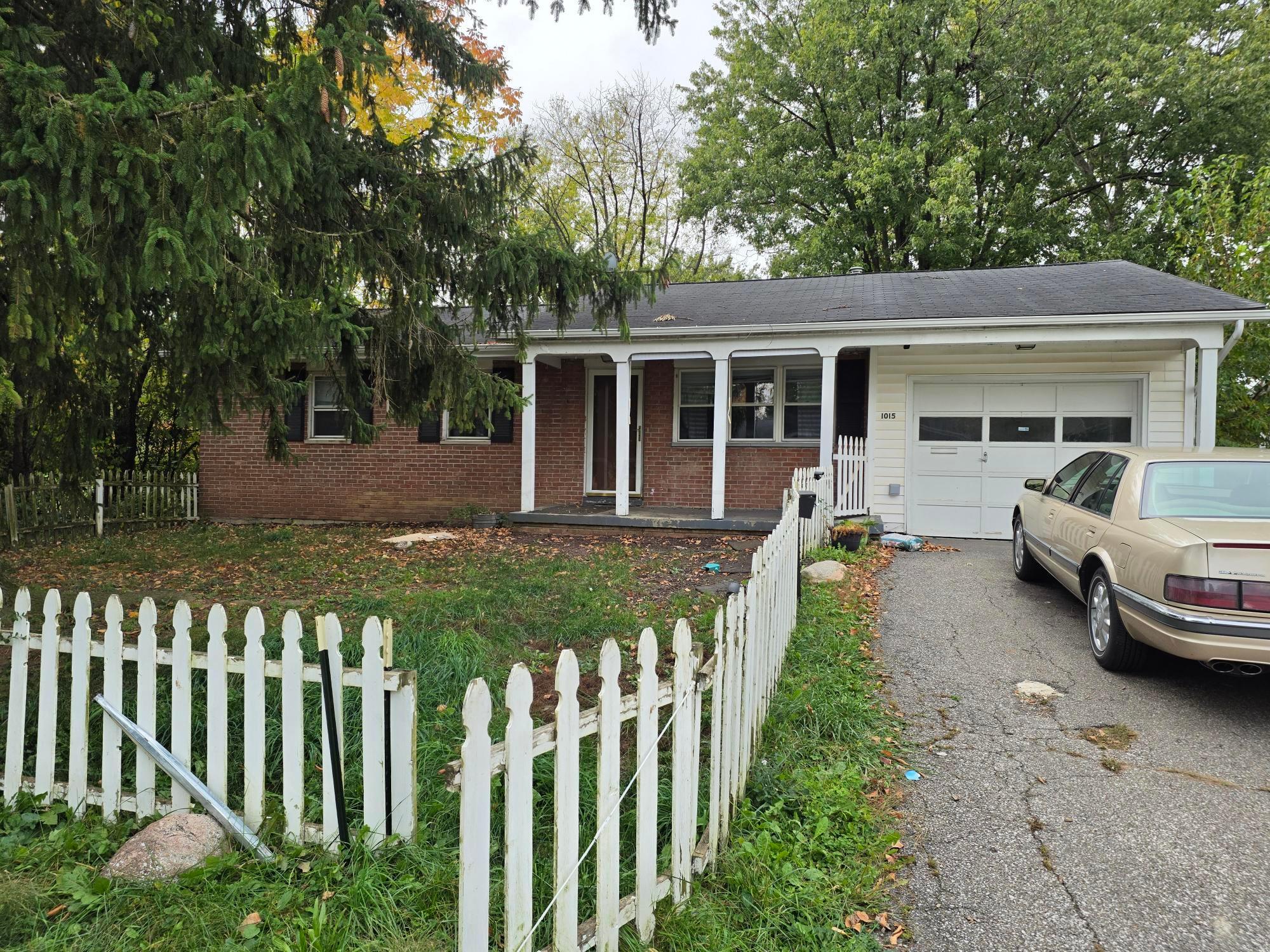 1015 Edison Avenue Property Photo 1