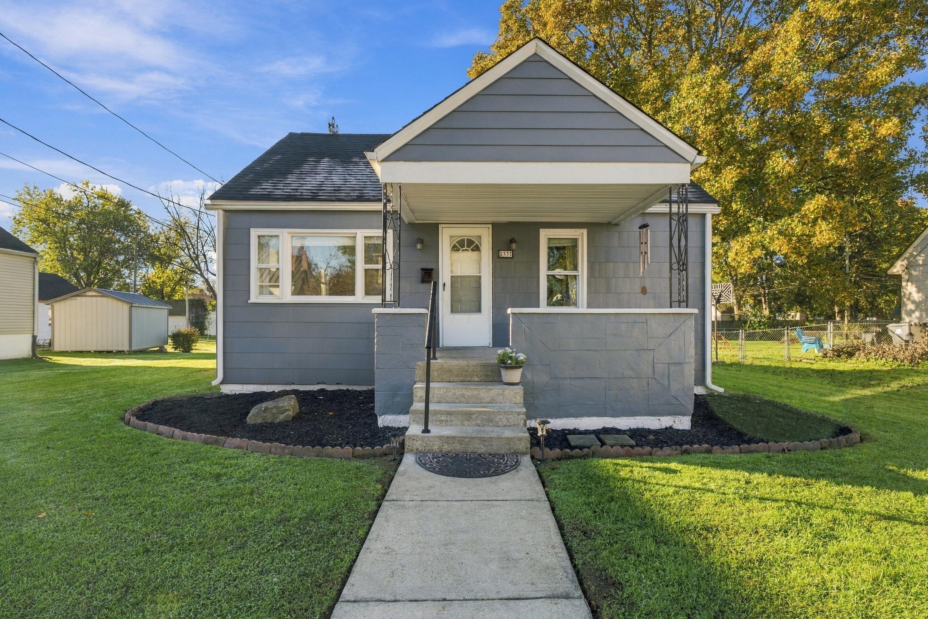 33 W Postal Avenue Property Photo 1