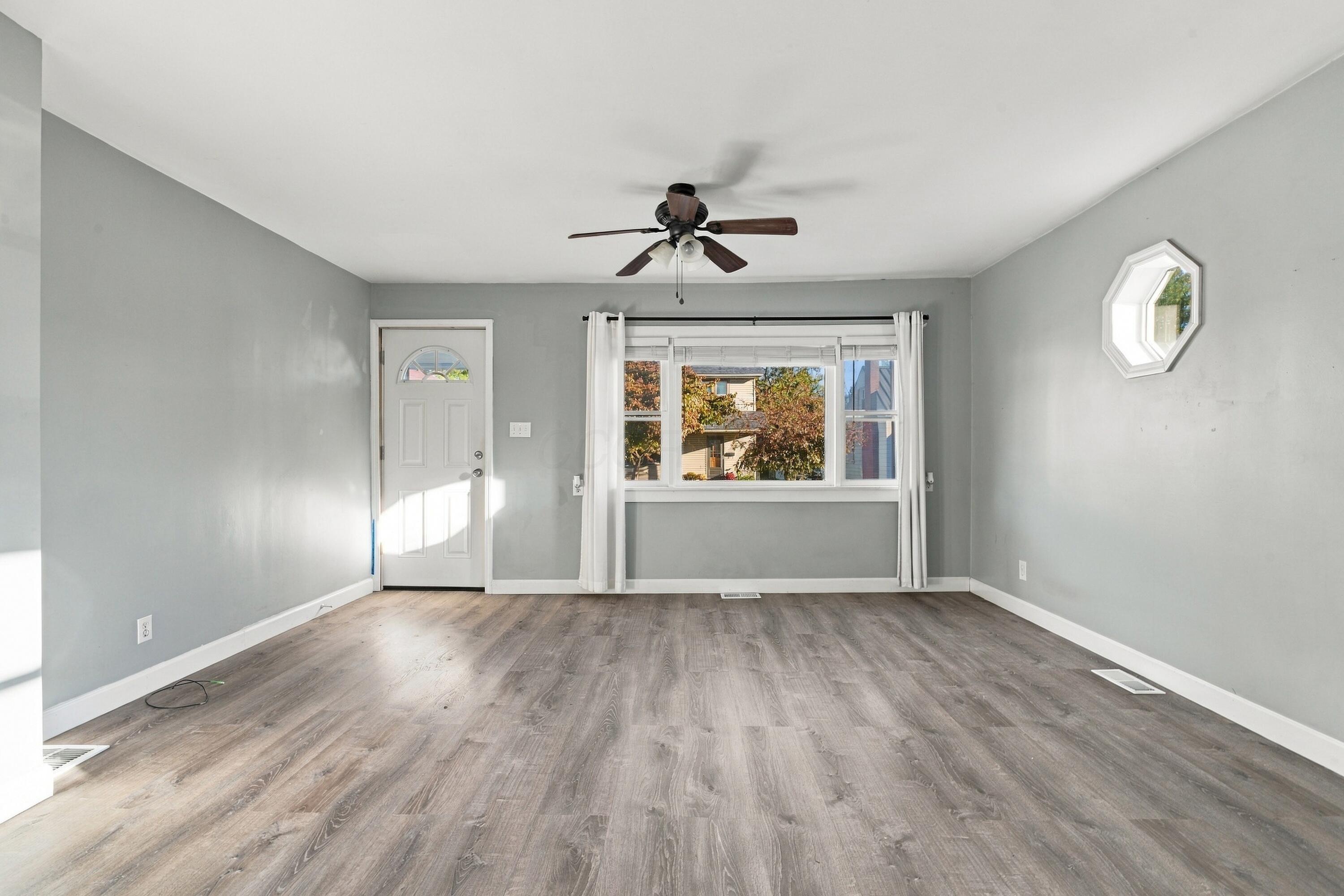 33 W Postal Avenue Property Photo 5