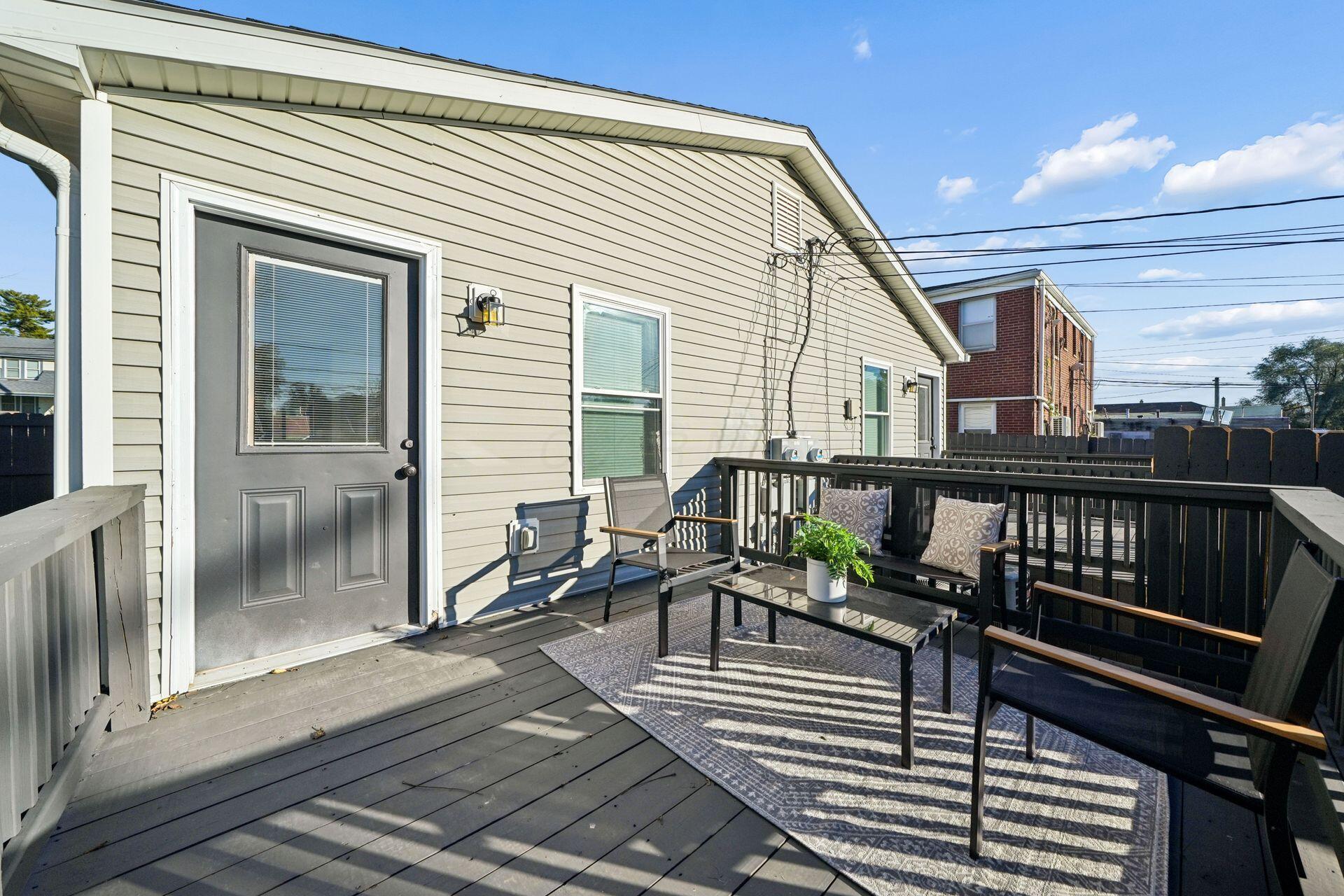2861-2863 Cleveland Avenue Property Photo 16