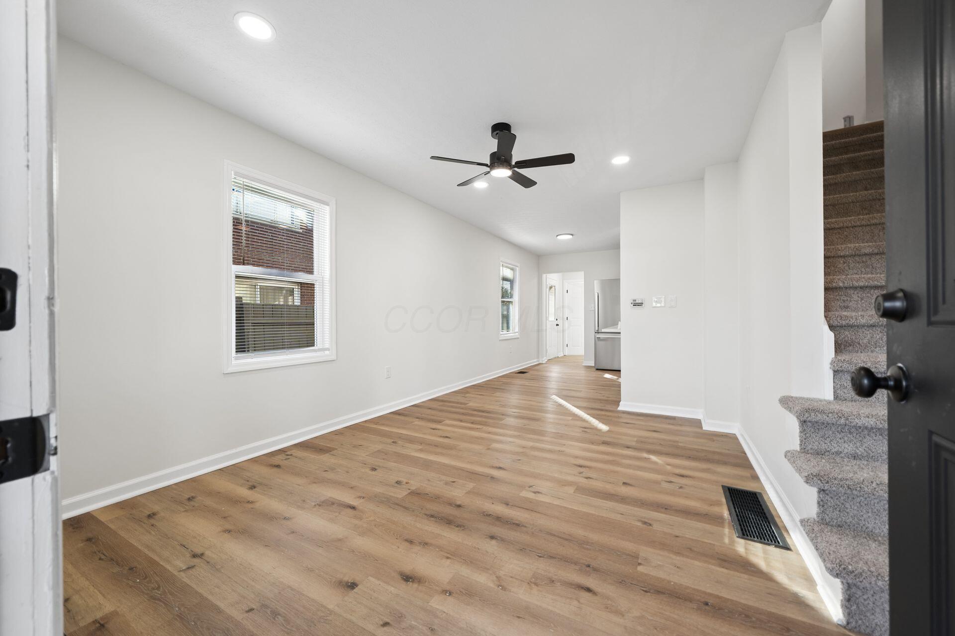 2861-2863 Cleveland Avenue Property Photo 20