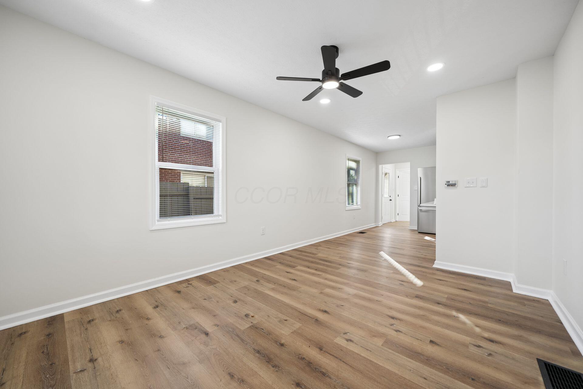 2861-2863 Cleveland Avenue Property Photo 21