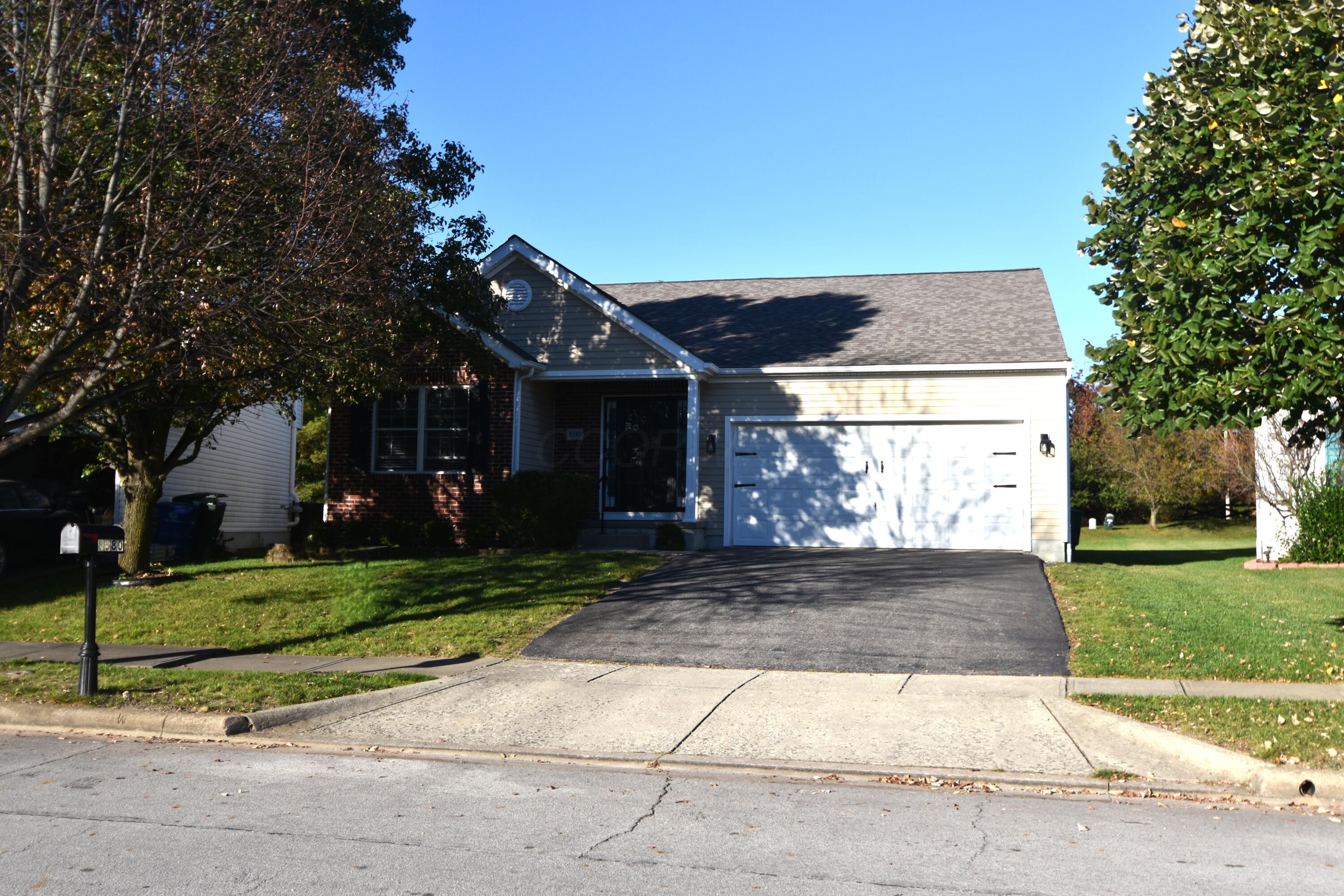 8580 Old Field Birch Drive Property Photo 1