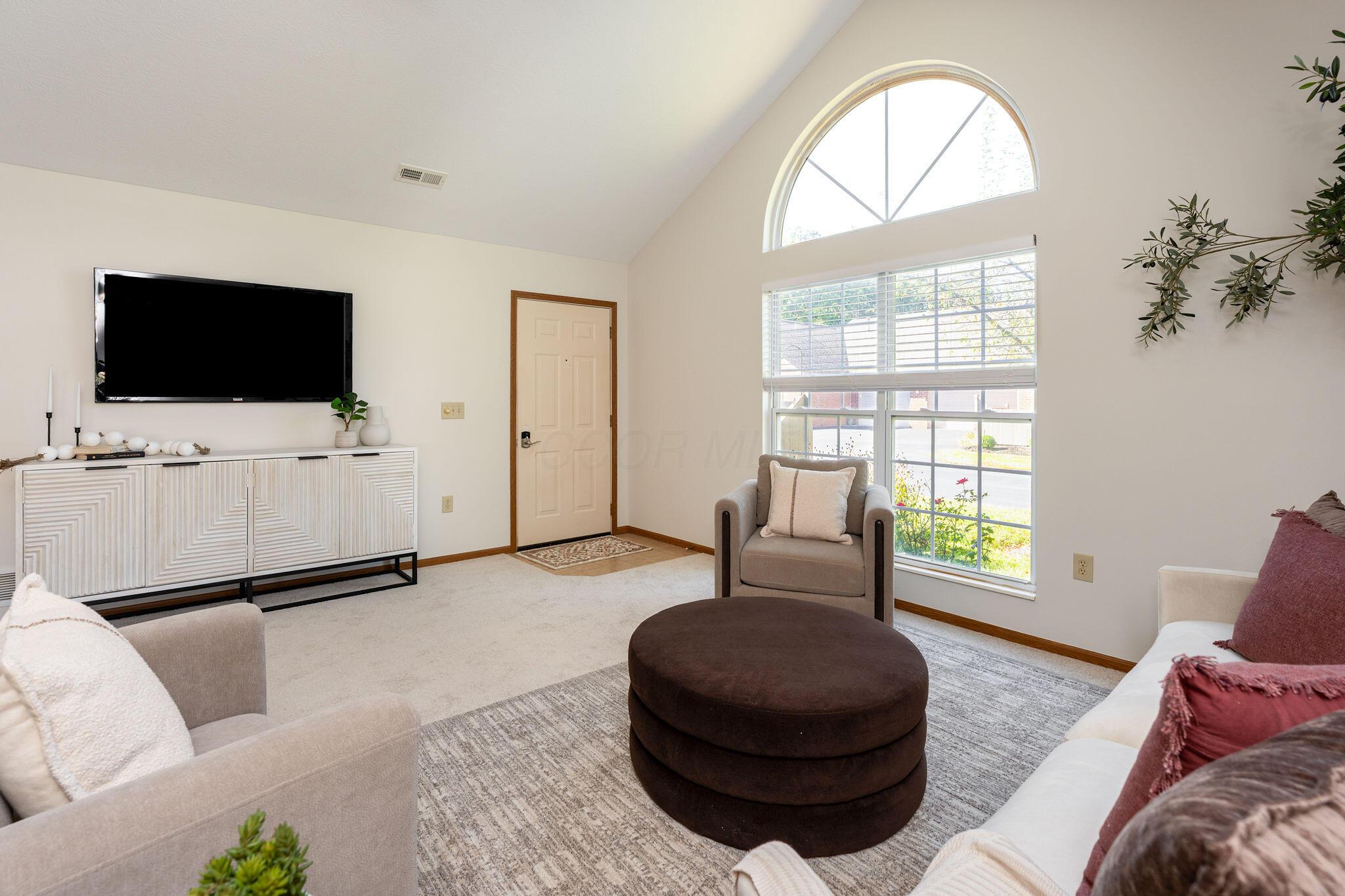 6837 Ridge Rock Drive Property Photo 6