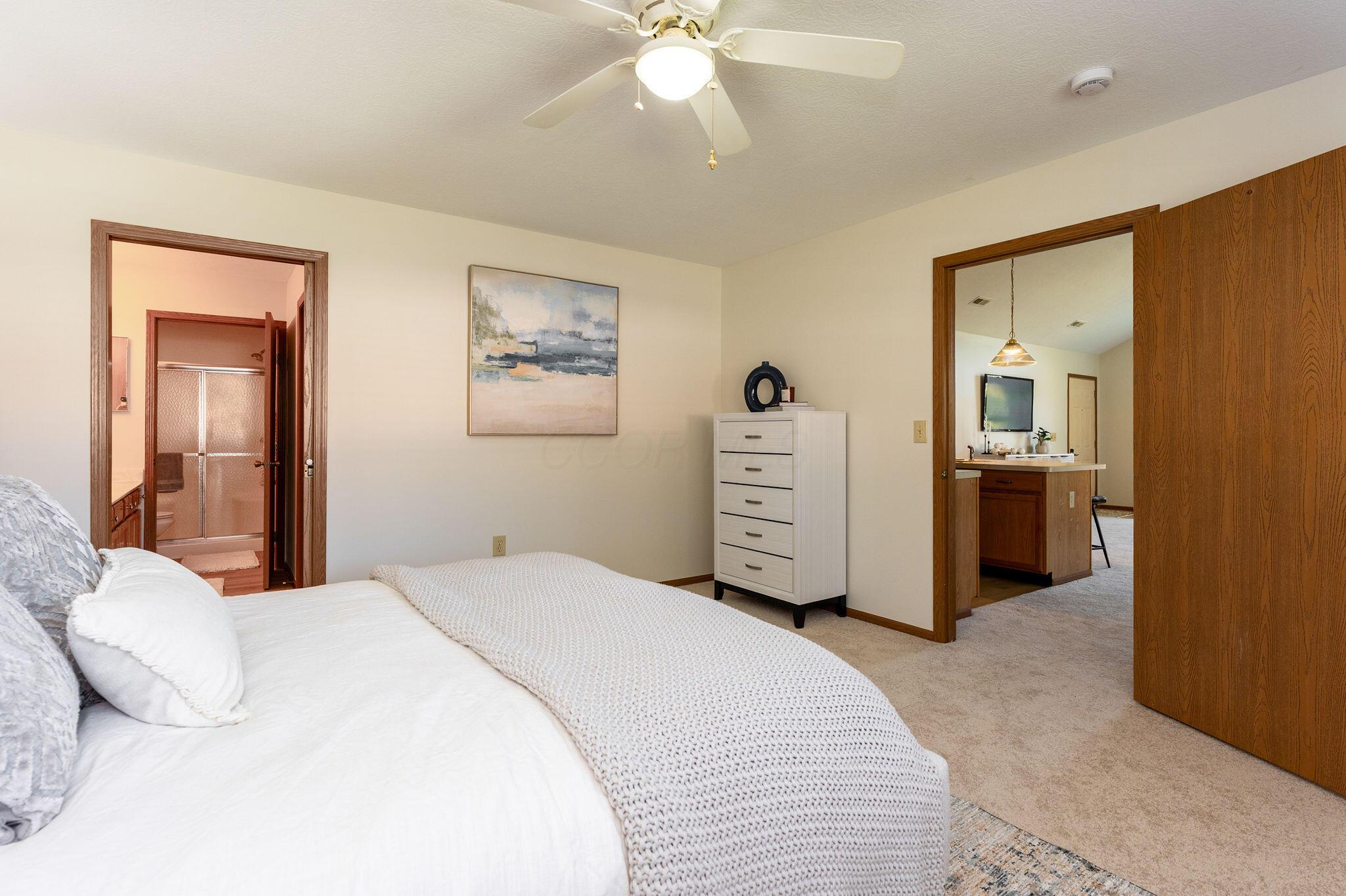 6837 Ridge Rock Drive Property Photo 18