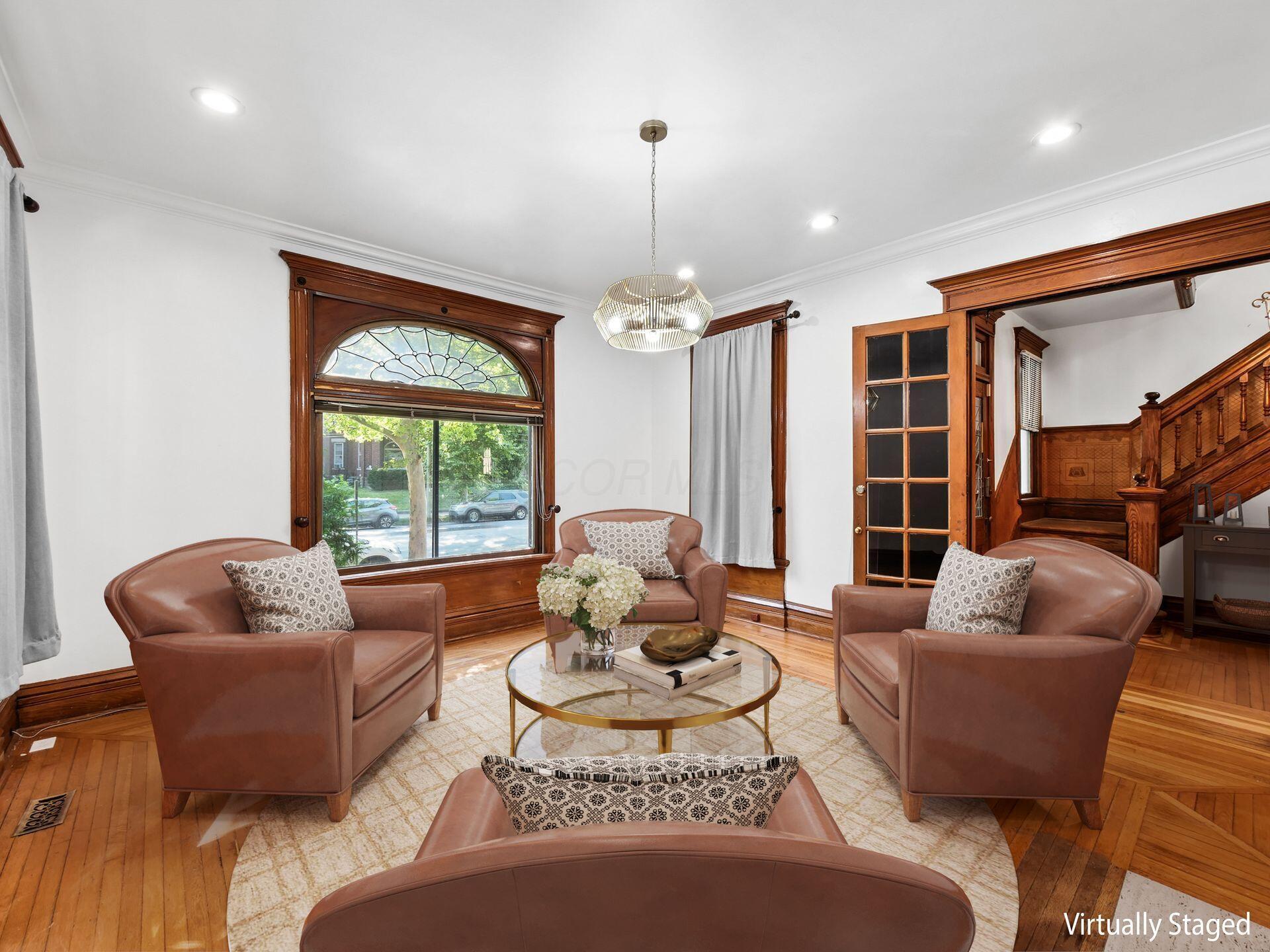 1227 Neil Avenue Property Photo 5