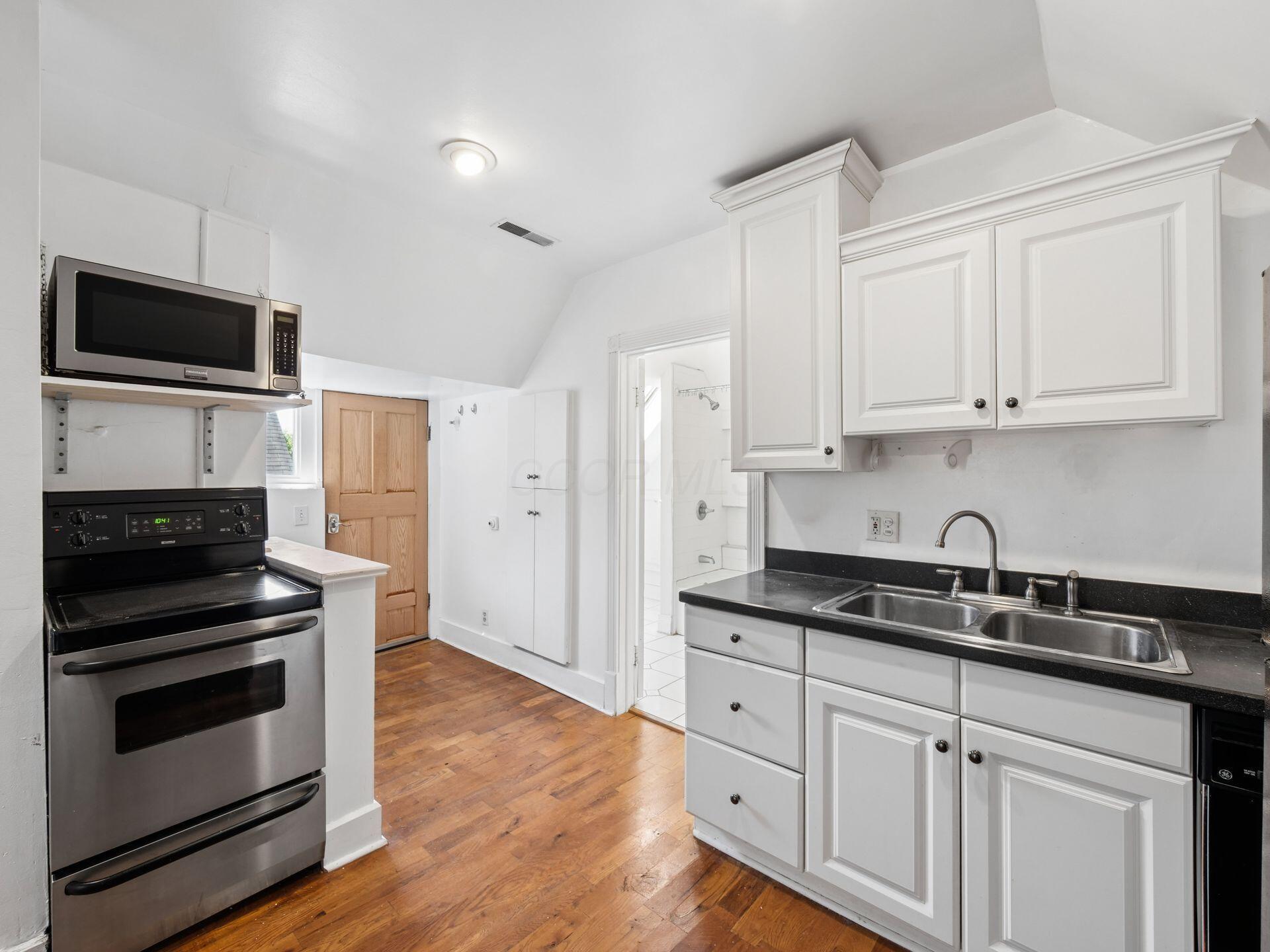 1227 Neil Avenue Property Photo 36