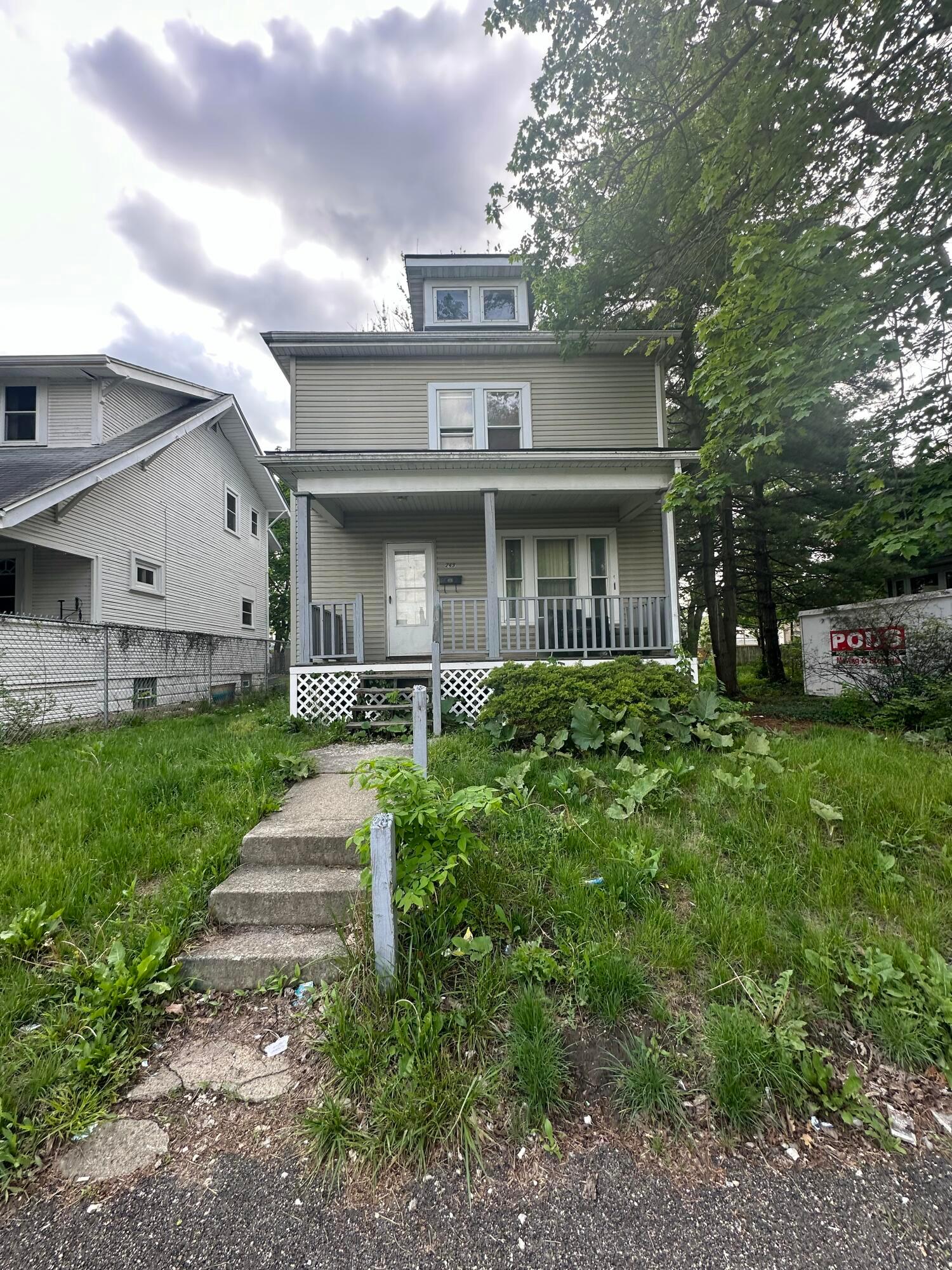 249 S Burgess Avenue Property Photo 1