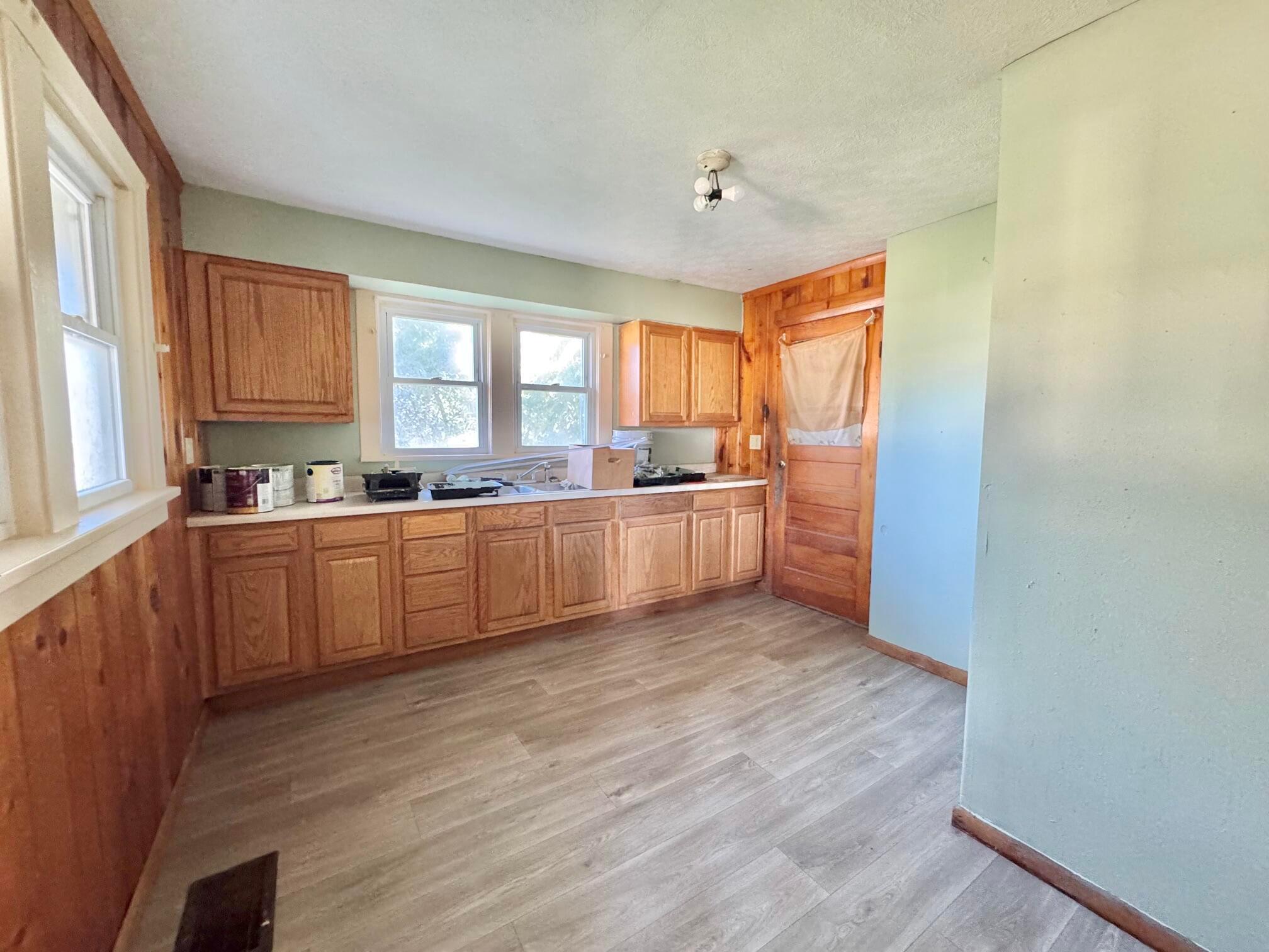 511 W Maple Street Property Photo 7