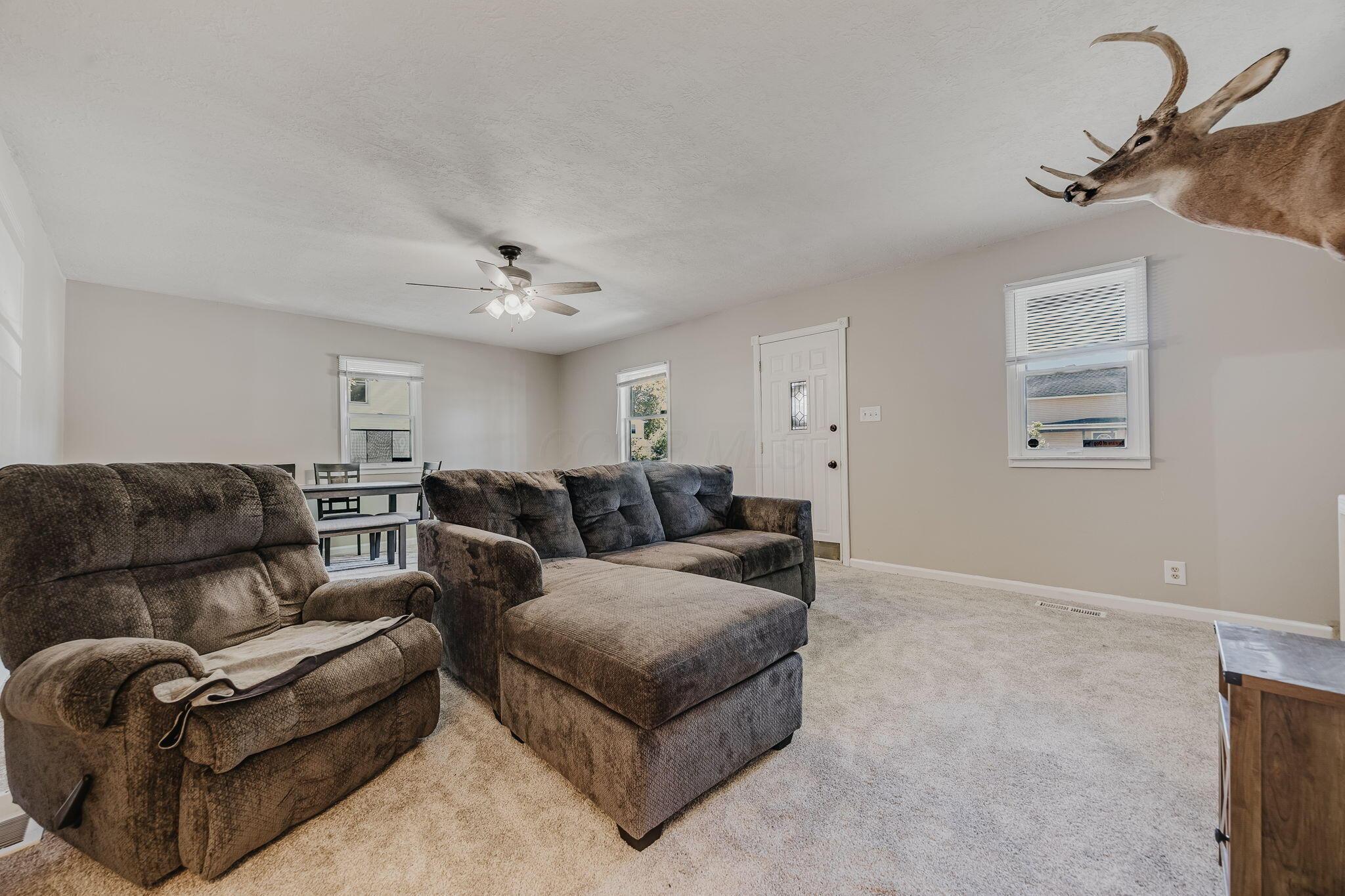 552 E Franklin Street Property Photo 5
