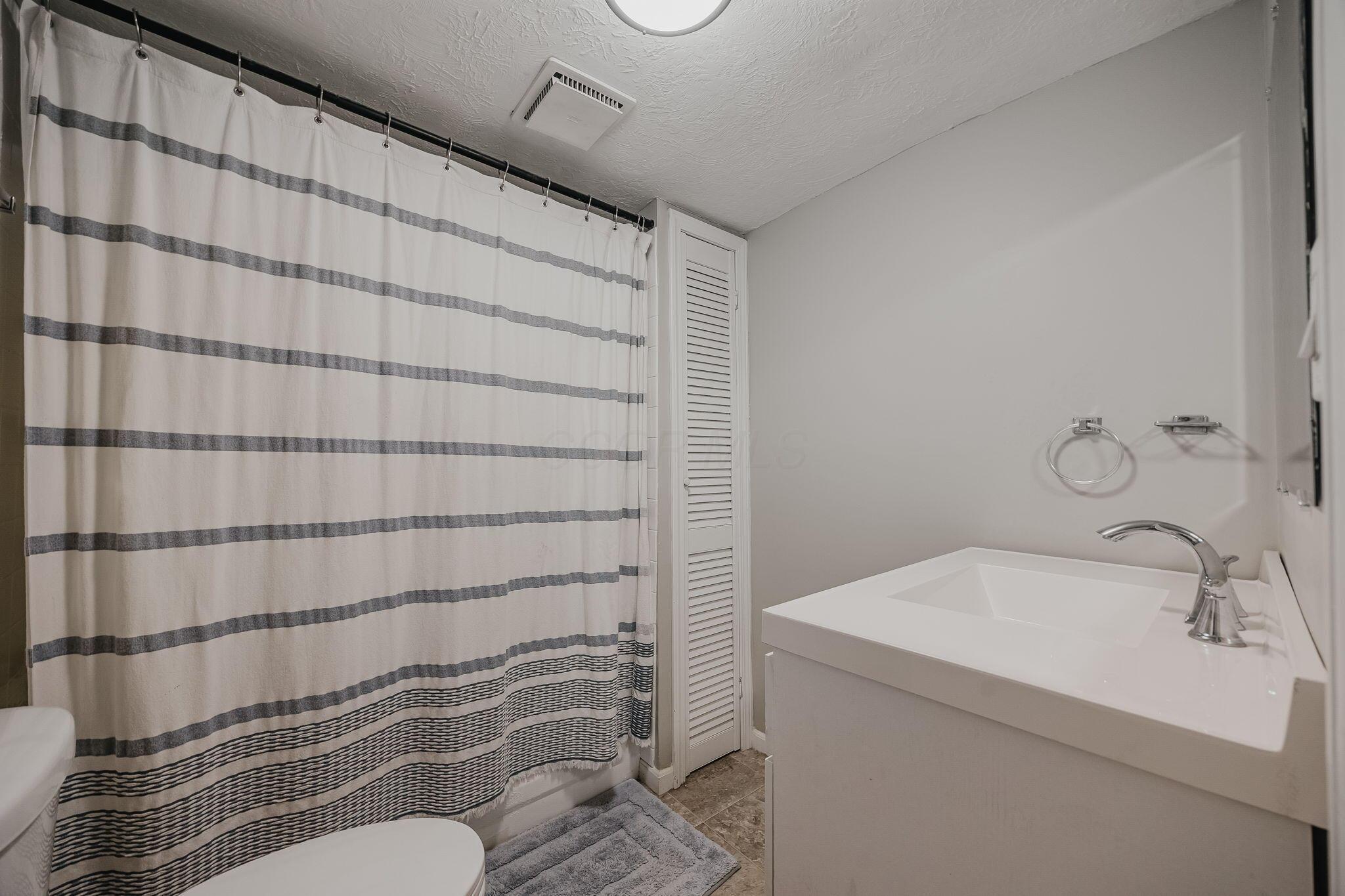 552 E Franklin Street Property Photo 20