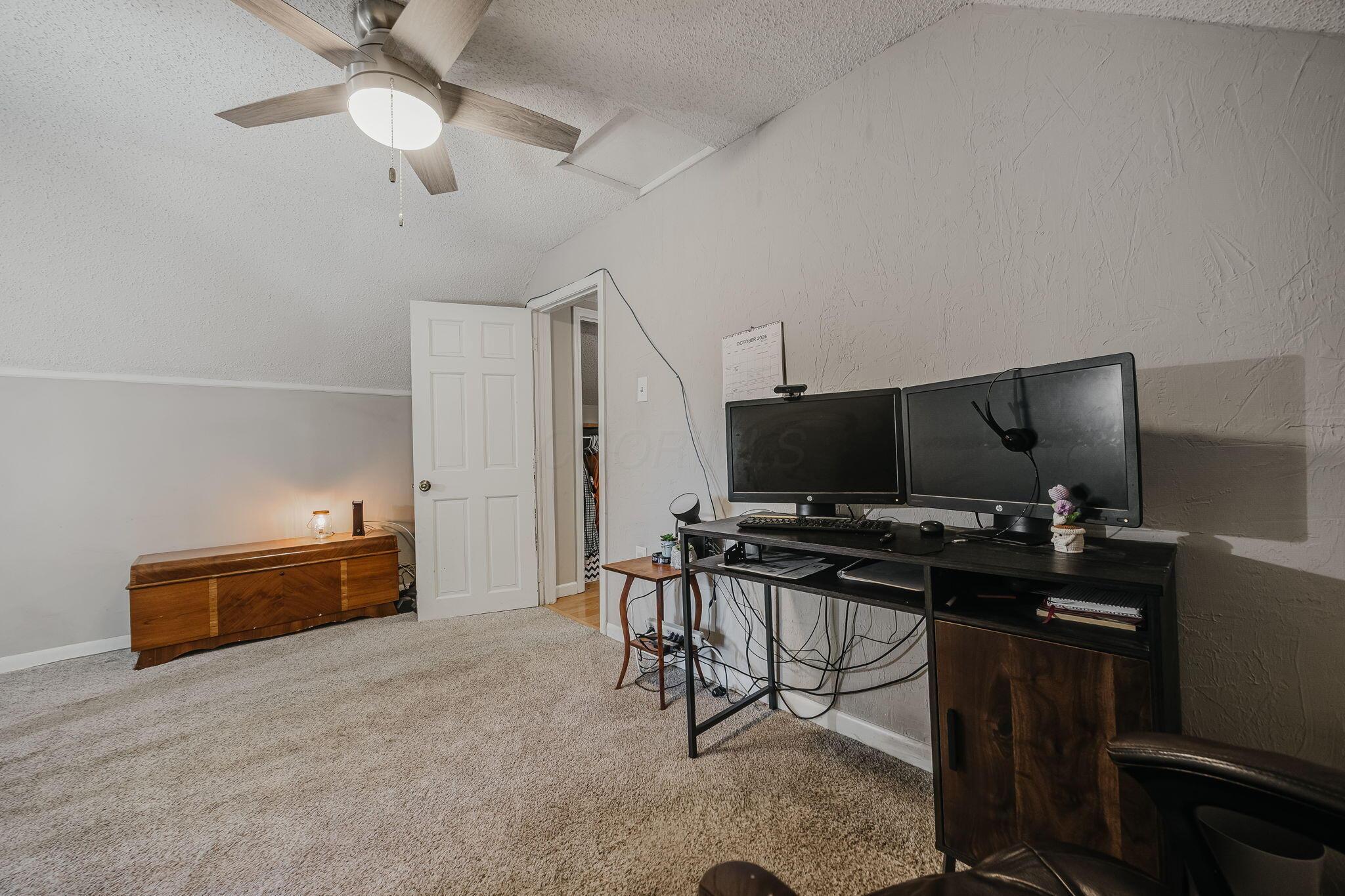 552 E Franklin Street Property Photo 24