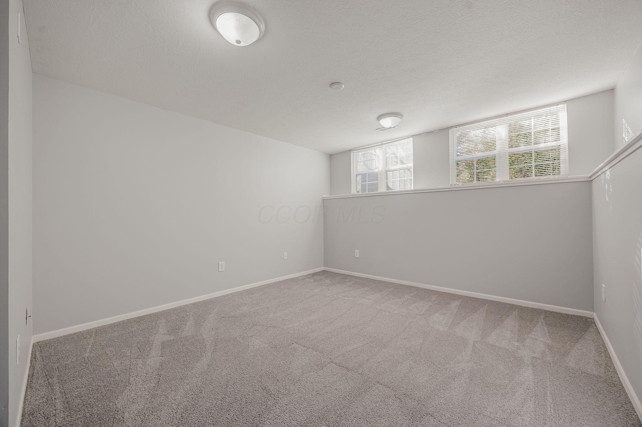 142 Green Mill Property Photo 34