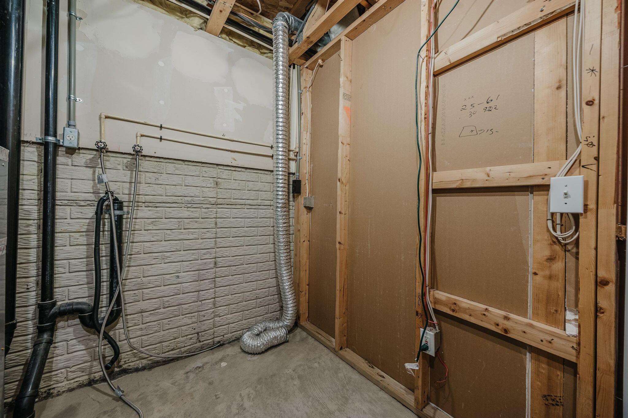 142 Green Mill Property Photo 37
