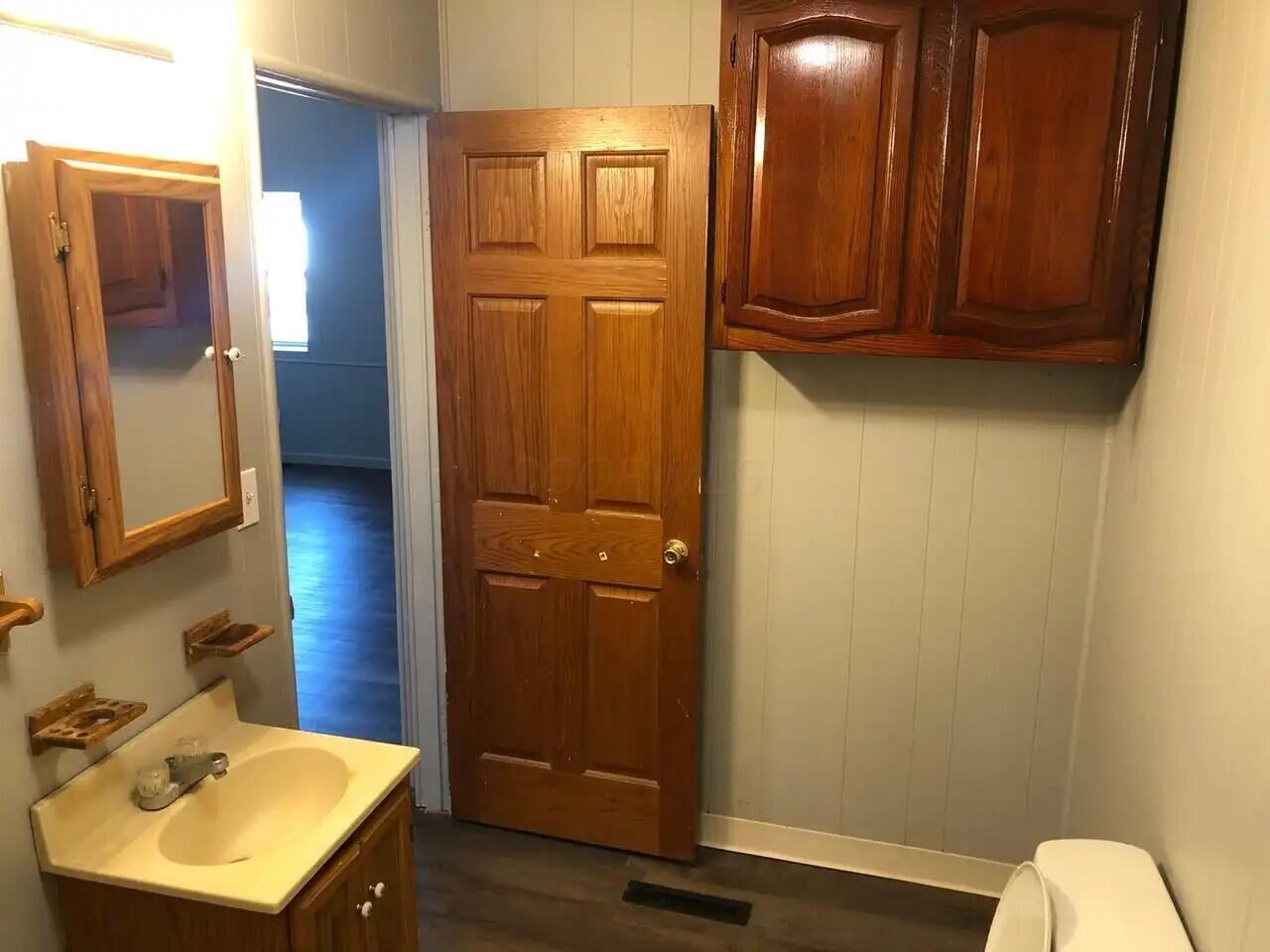 24 W Main Street Property Photo 10