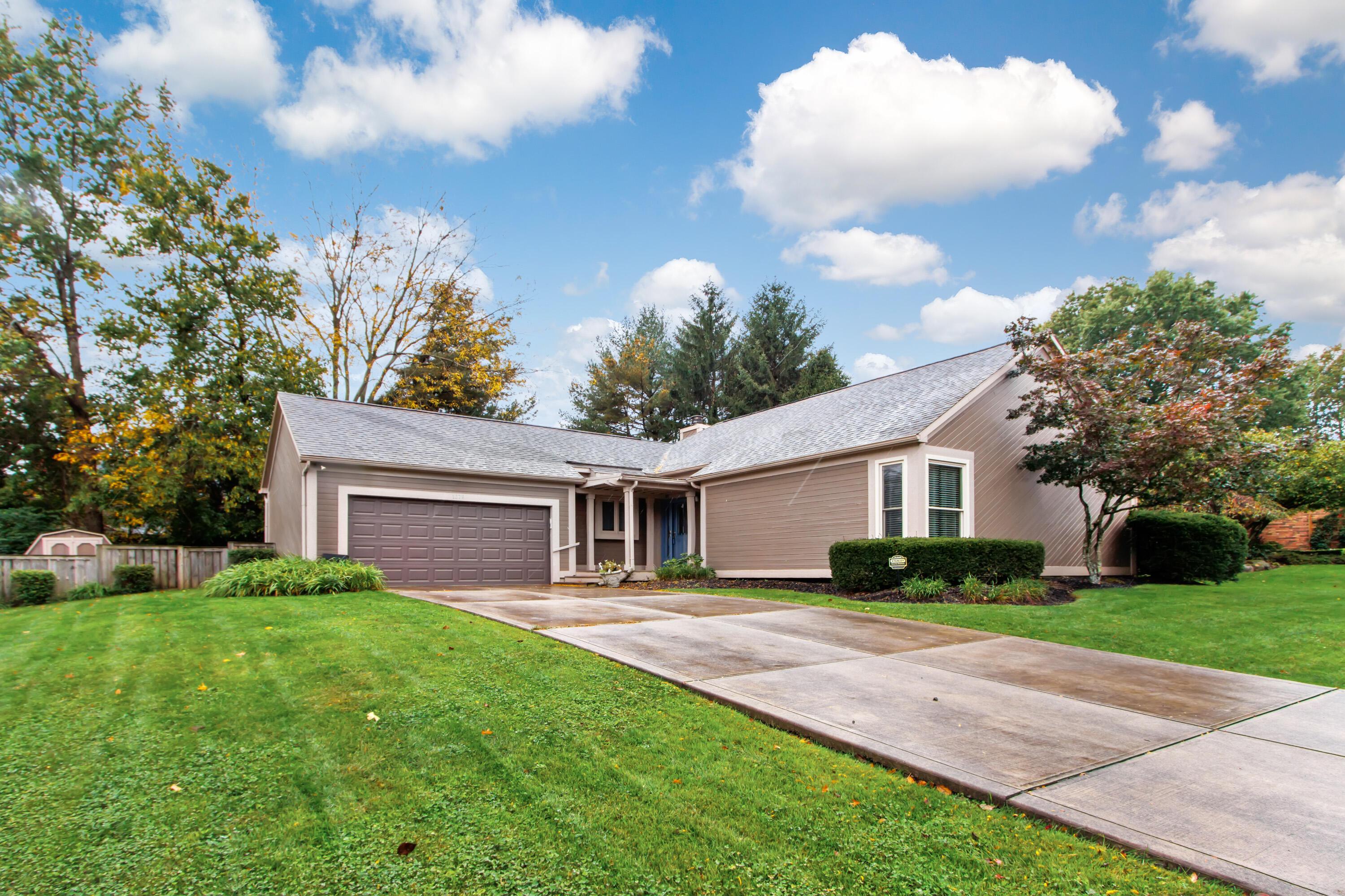 1279 Chatham Ridge Road Property Photo 1