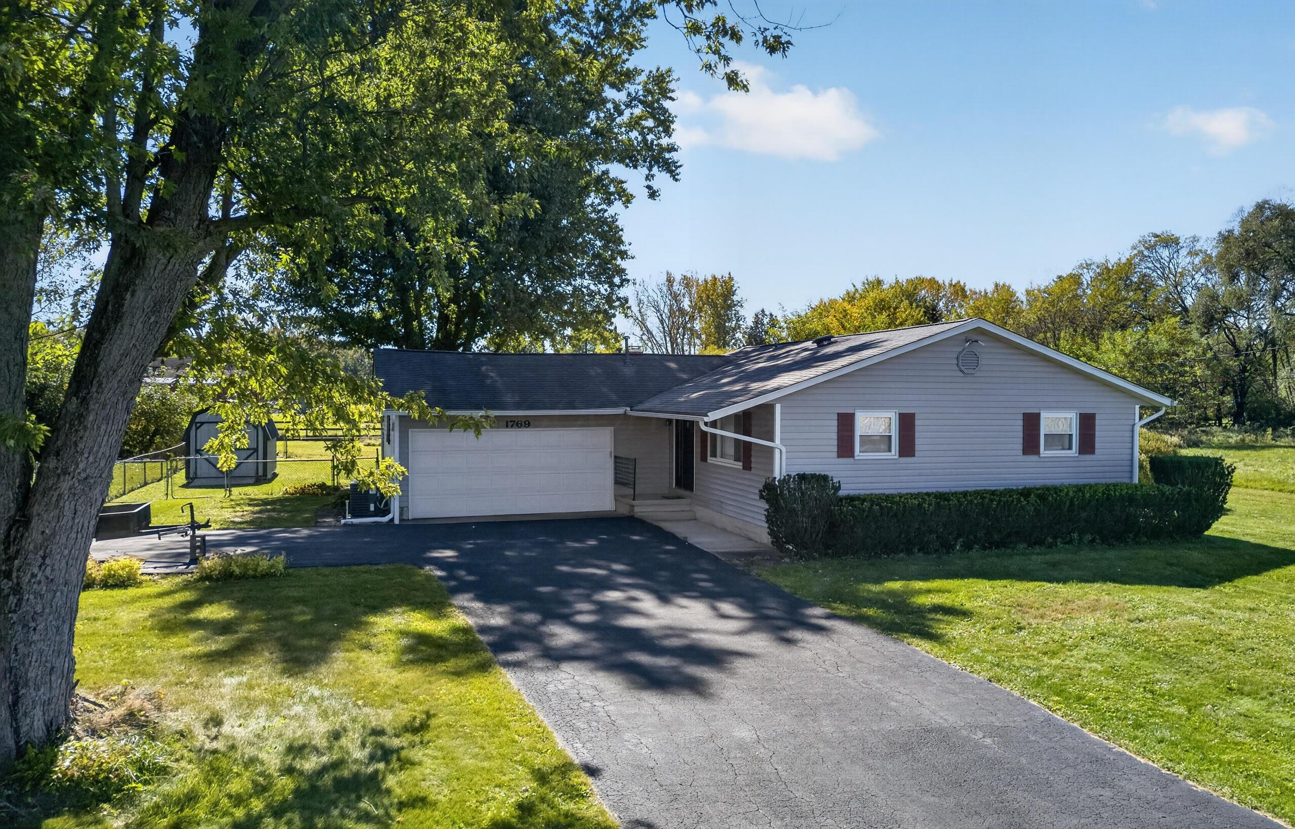 1769 Linn Hipsher Road Property Photo 1