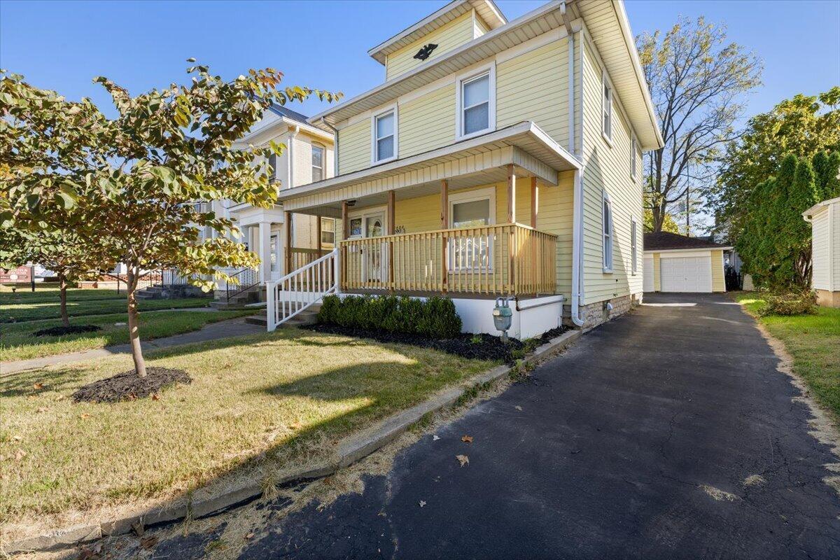 1454 N Limestone Street Property Photo 1