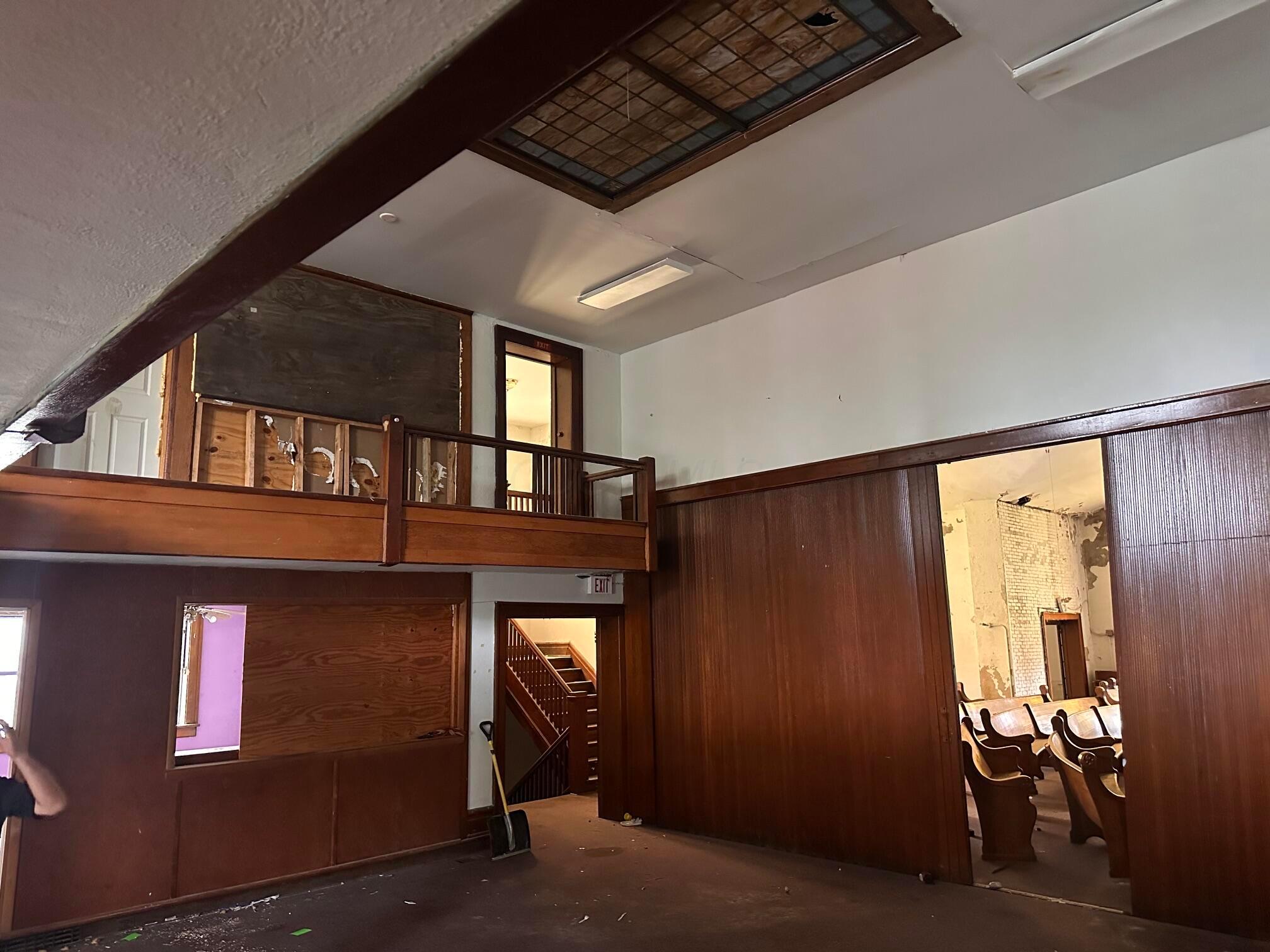 1015 Oakwood Avenue Property Photo 8