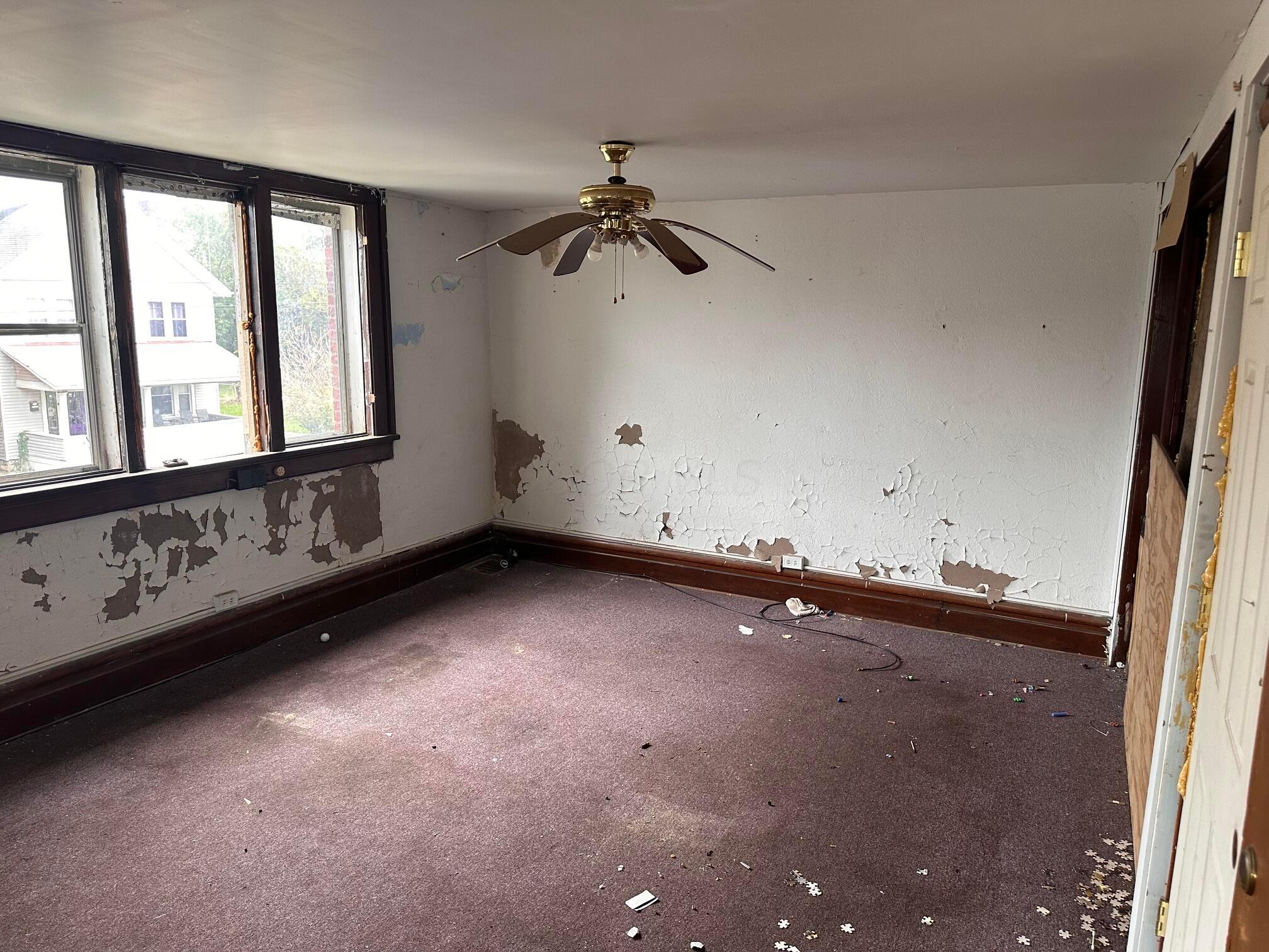 1015 Oakwood Avenue Property Photo 10