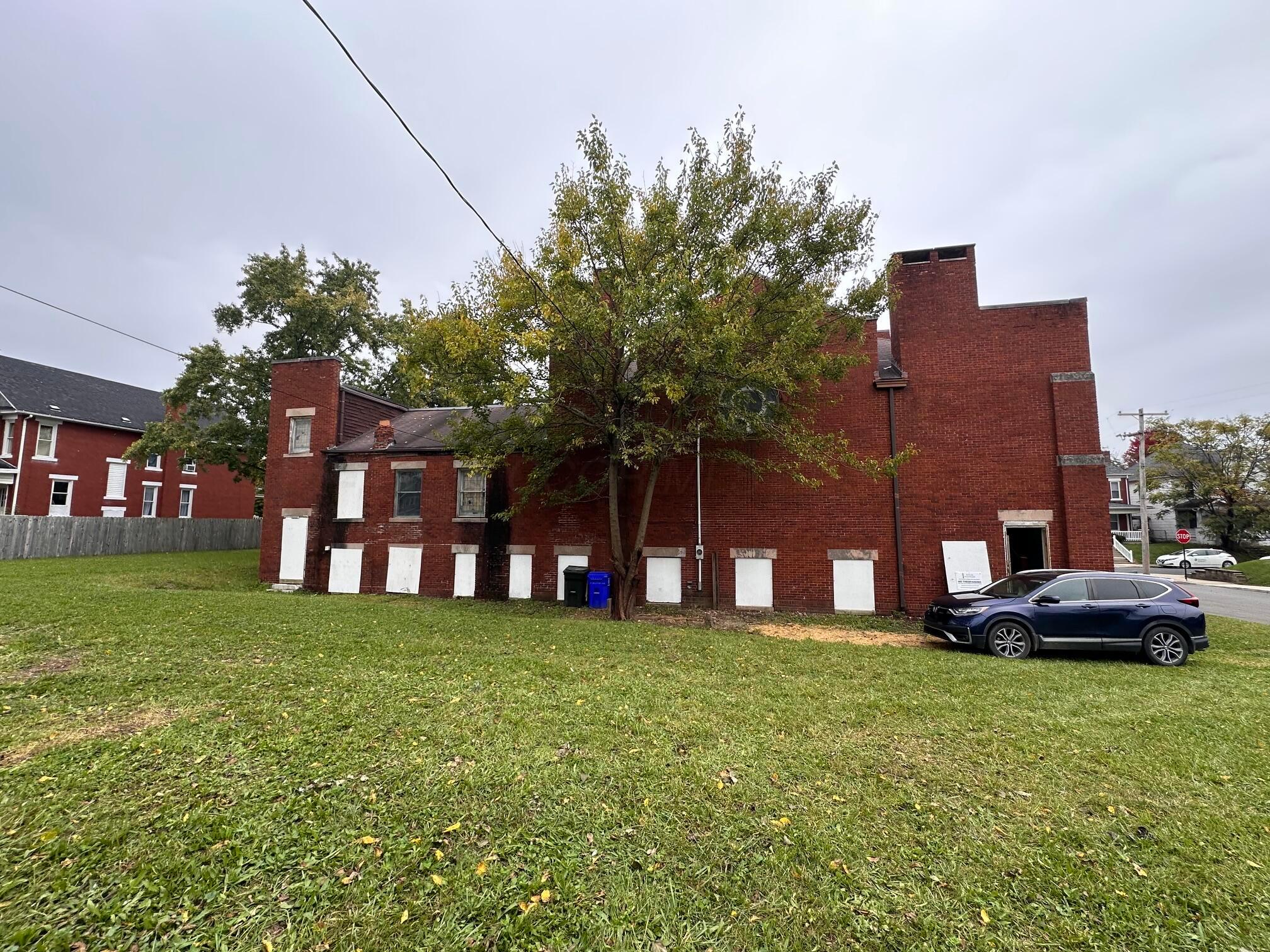 1015 Oakwood Avenue Property Photo 14