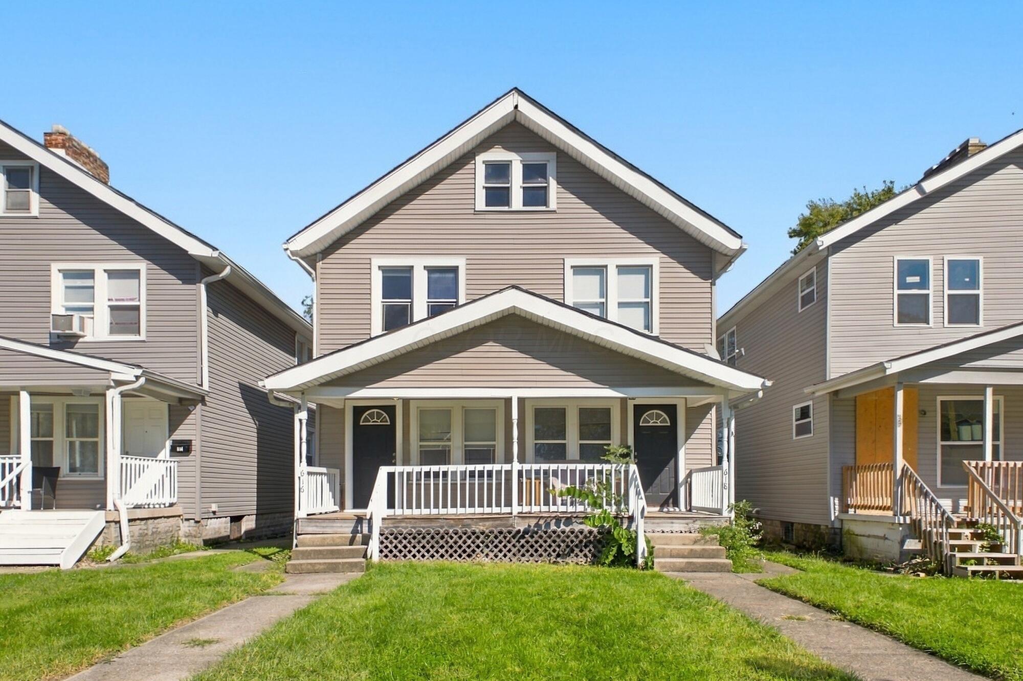 616-618 S Ogden Avenue Property Photo 1