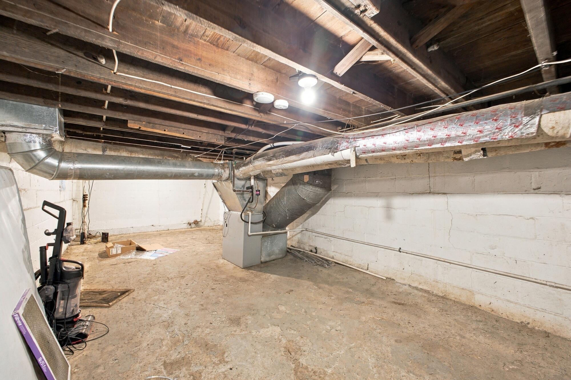 616-618 S Ogden Avenue Property Photo 12