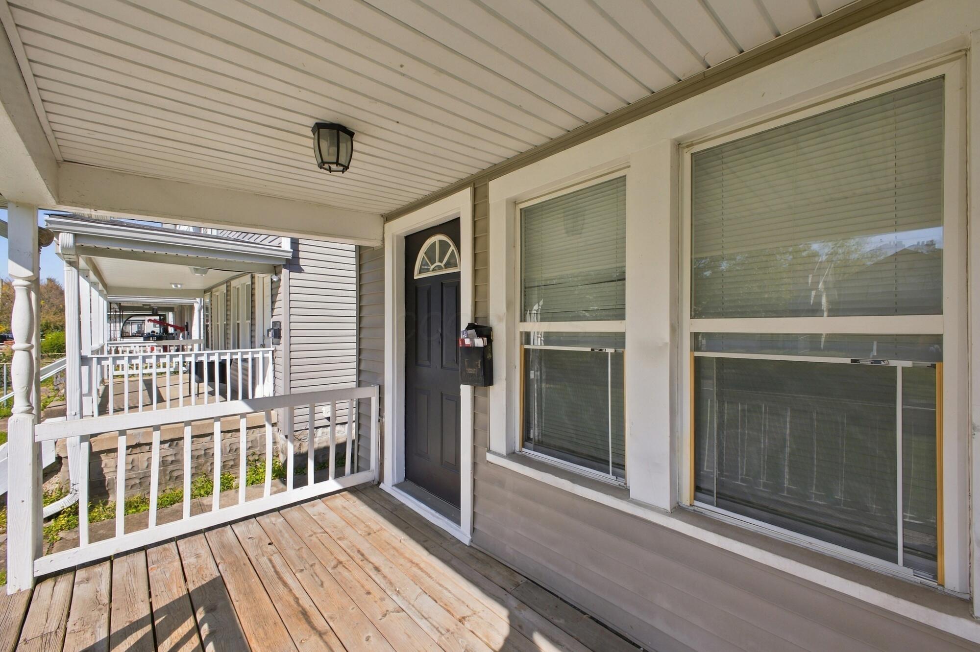 616-618 S Ogden Avenue Property Photo 23