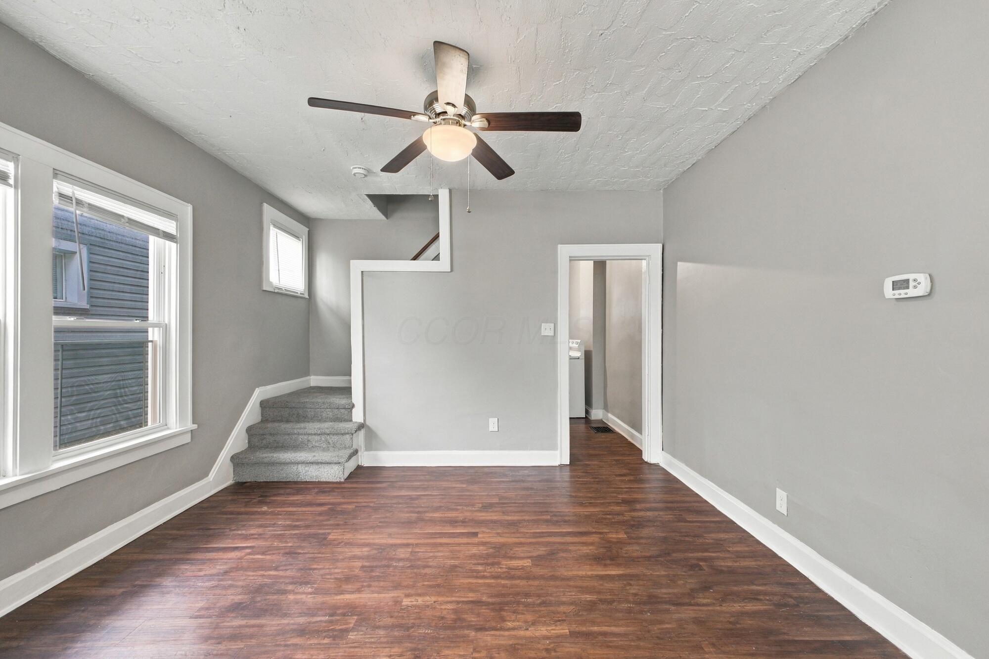 616-618 S Ogden Avenue Property Photo 25