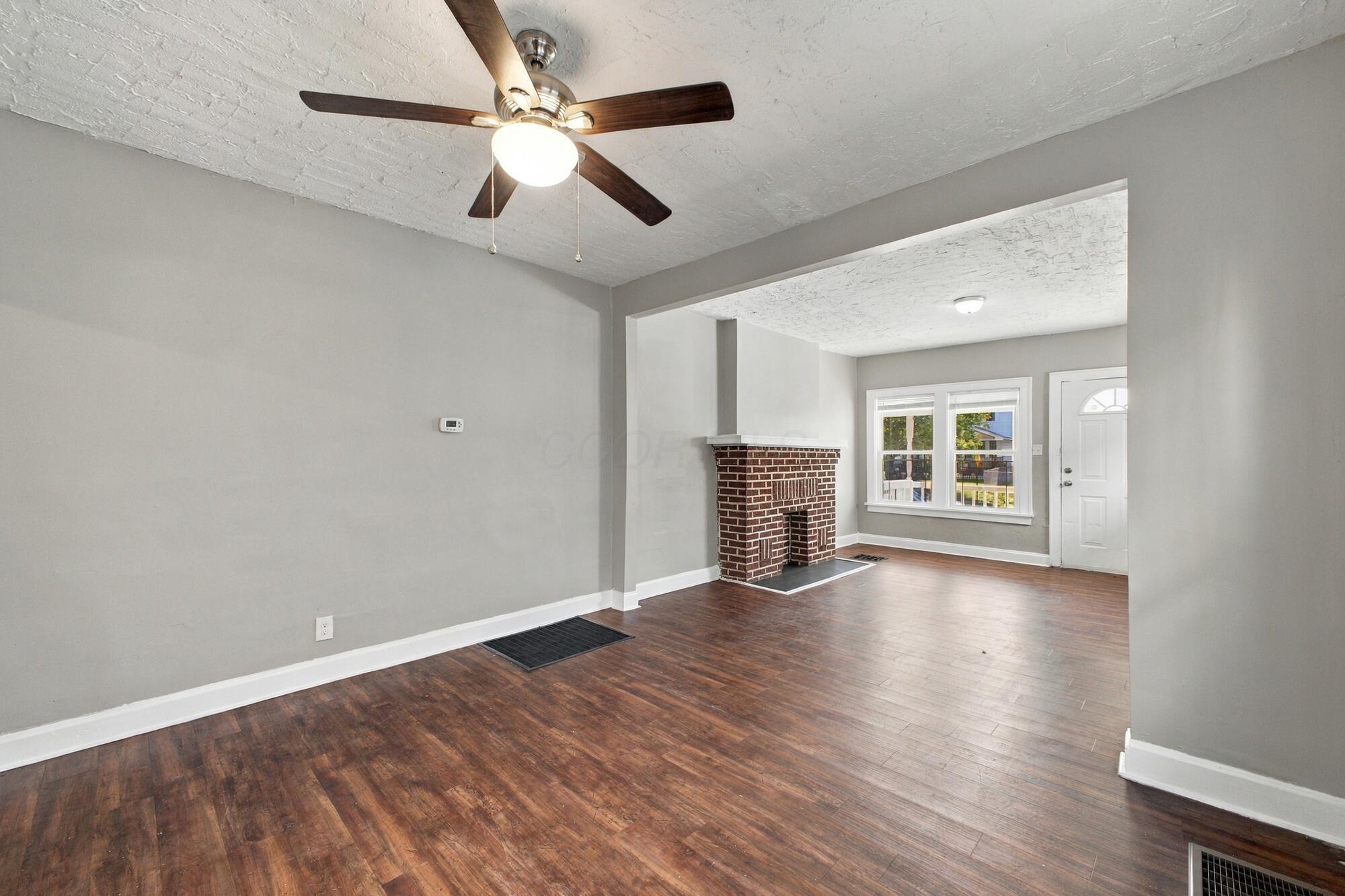 616-618 S Ogden Avenue Property Photo 29
