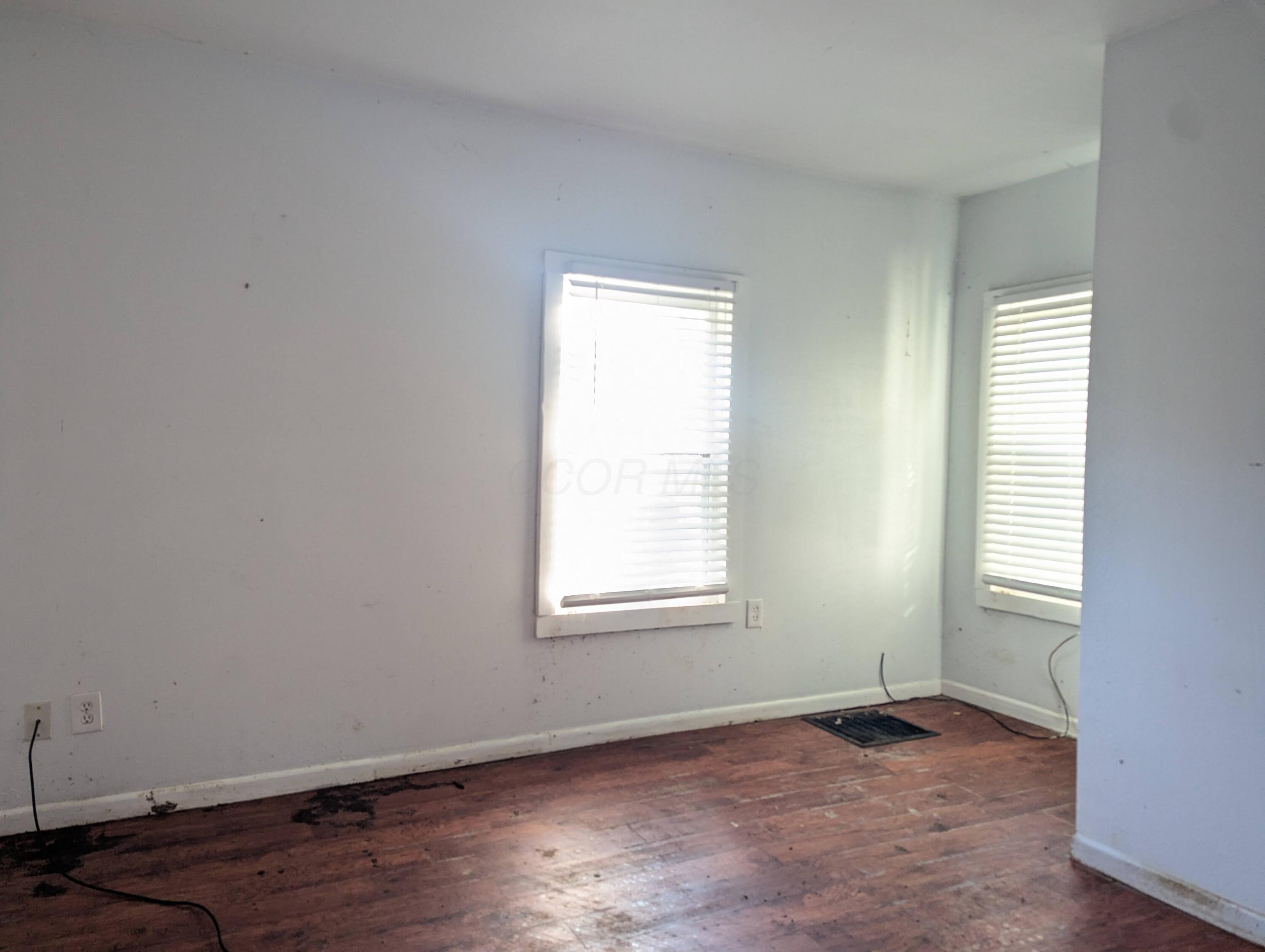 2744 Sunset Avenue Property Photo 9