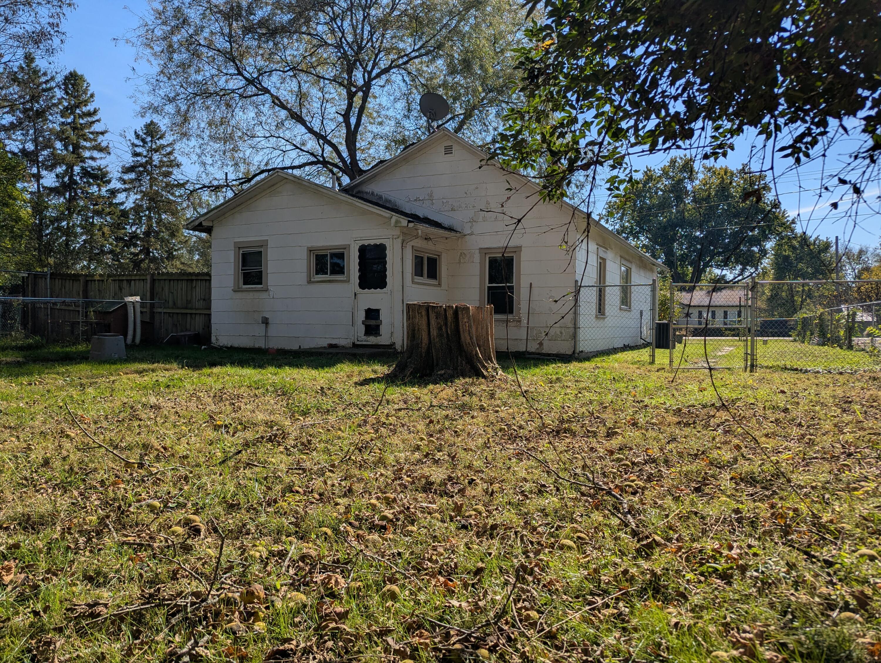 2744 Sunset Avenue Property Photo 12