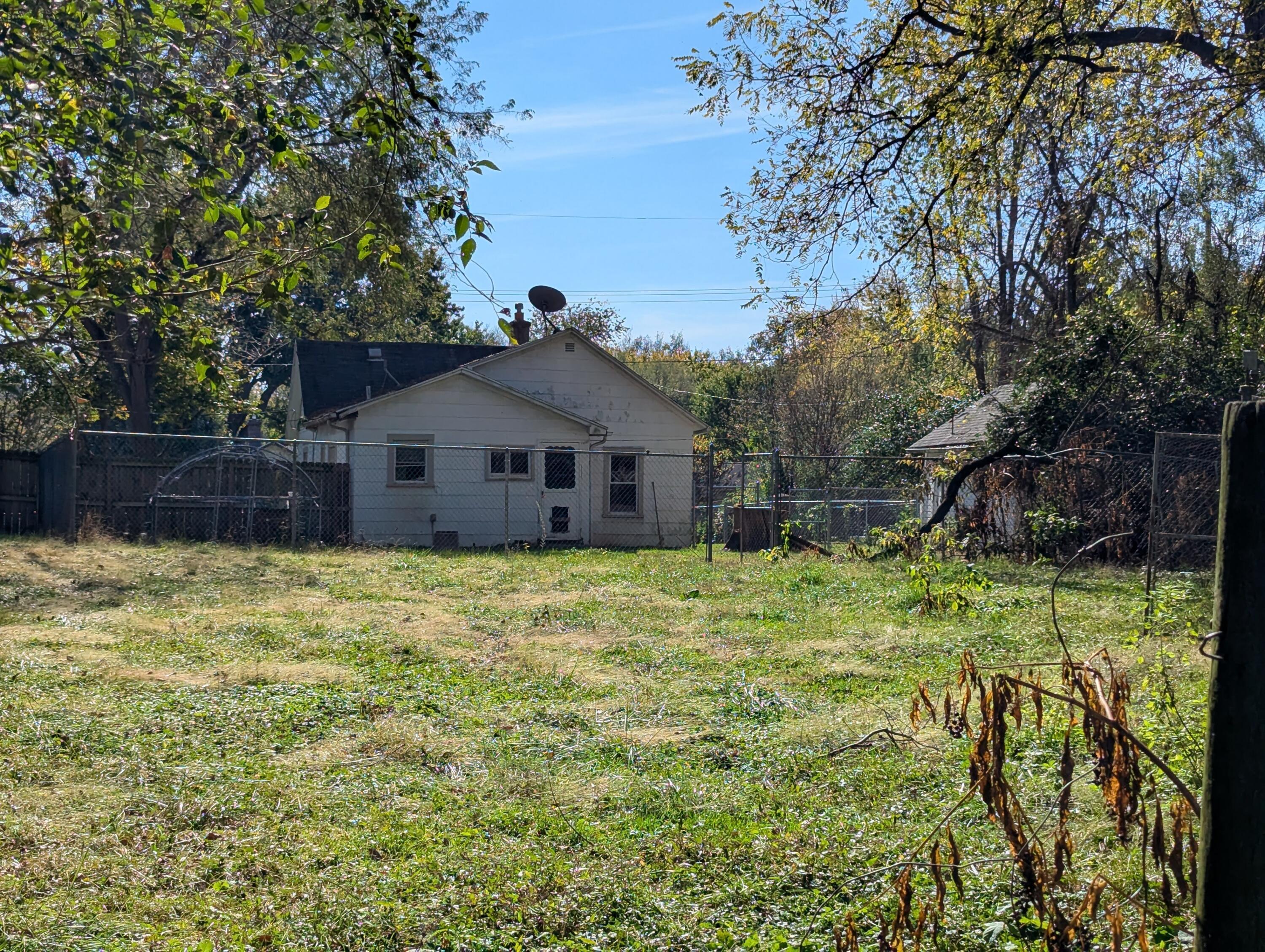 2744 Sunset Avenue Property Photo 17