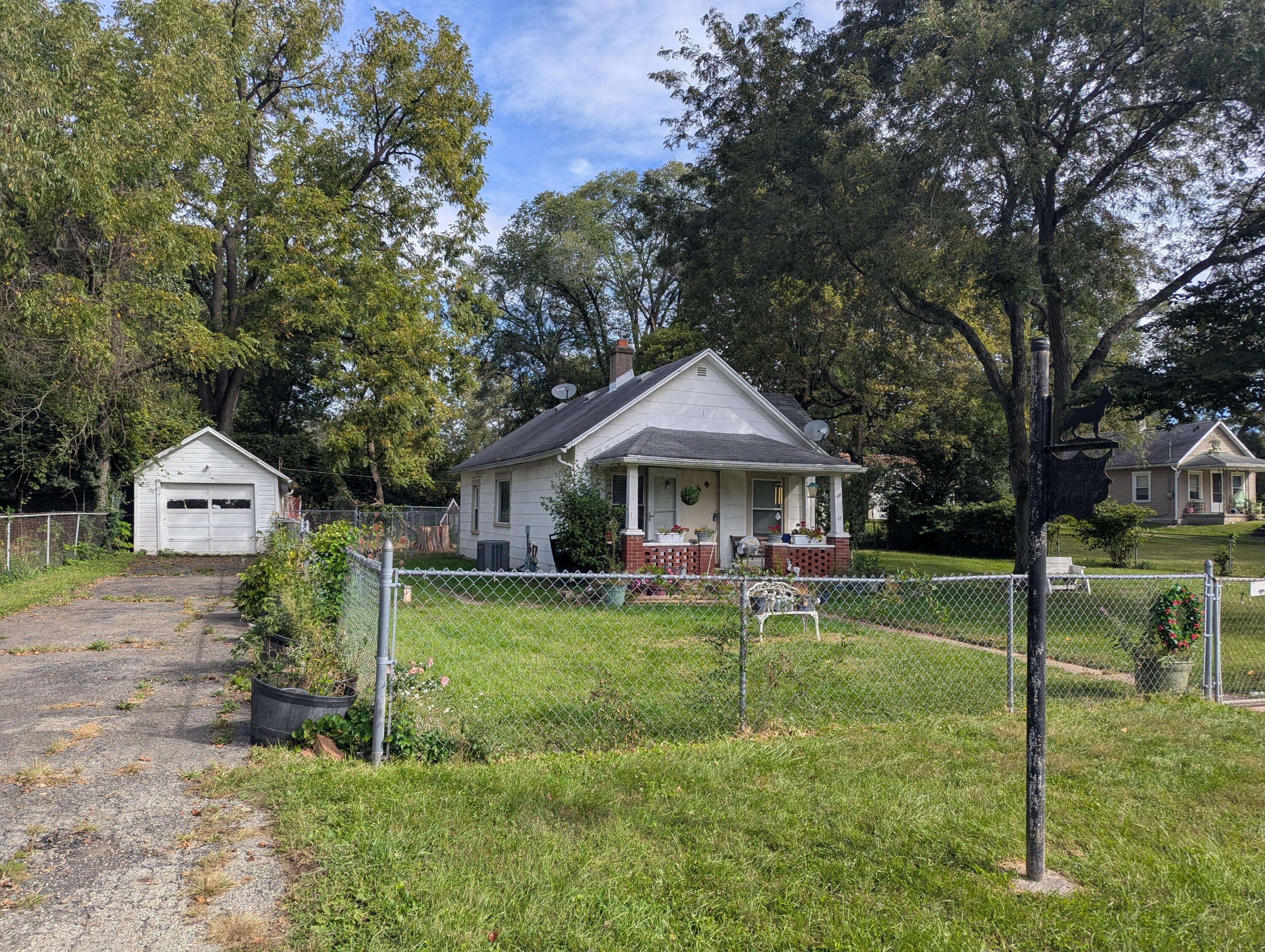 2744 Sunset Avenue Property Photo 18