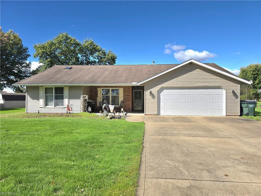 6215 Southview Drive Property Photo 1